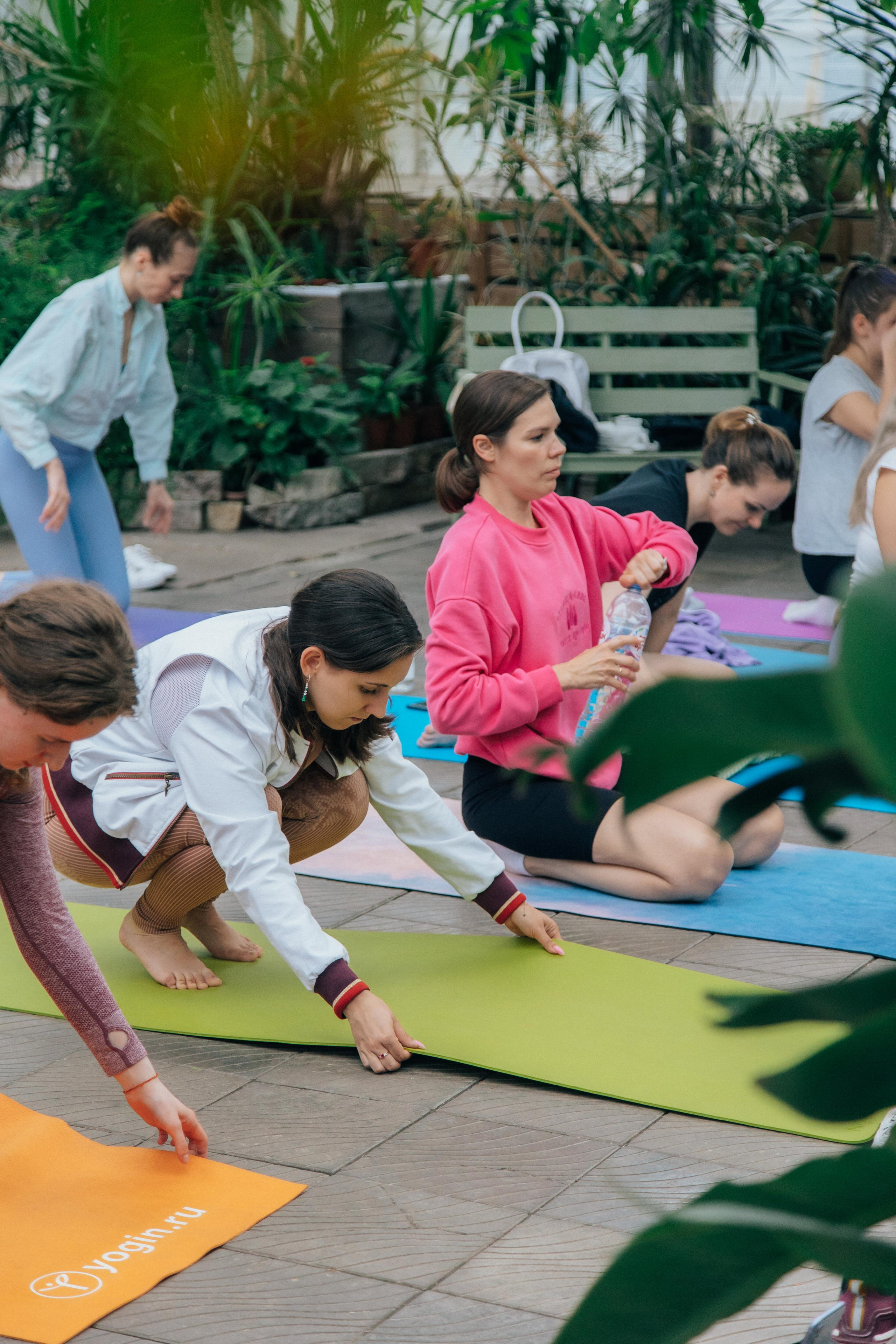 Йога в Оранжерее. Креатор Ольга Яш