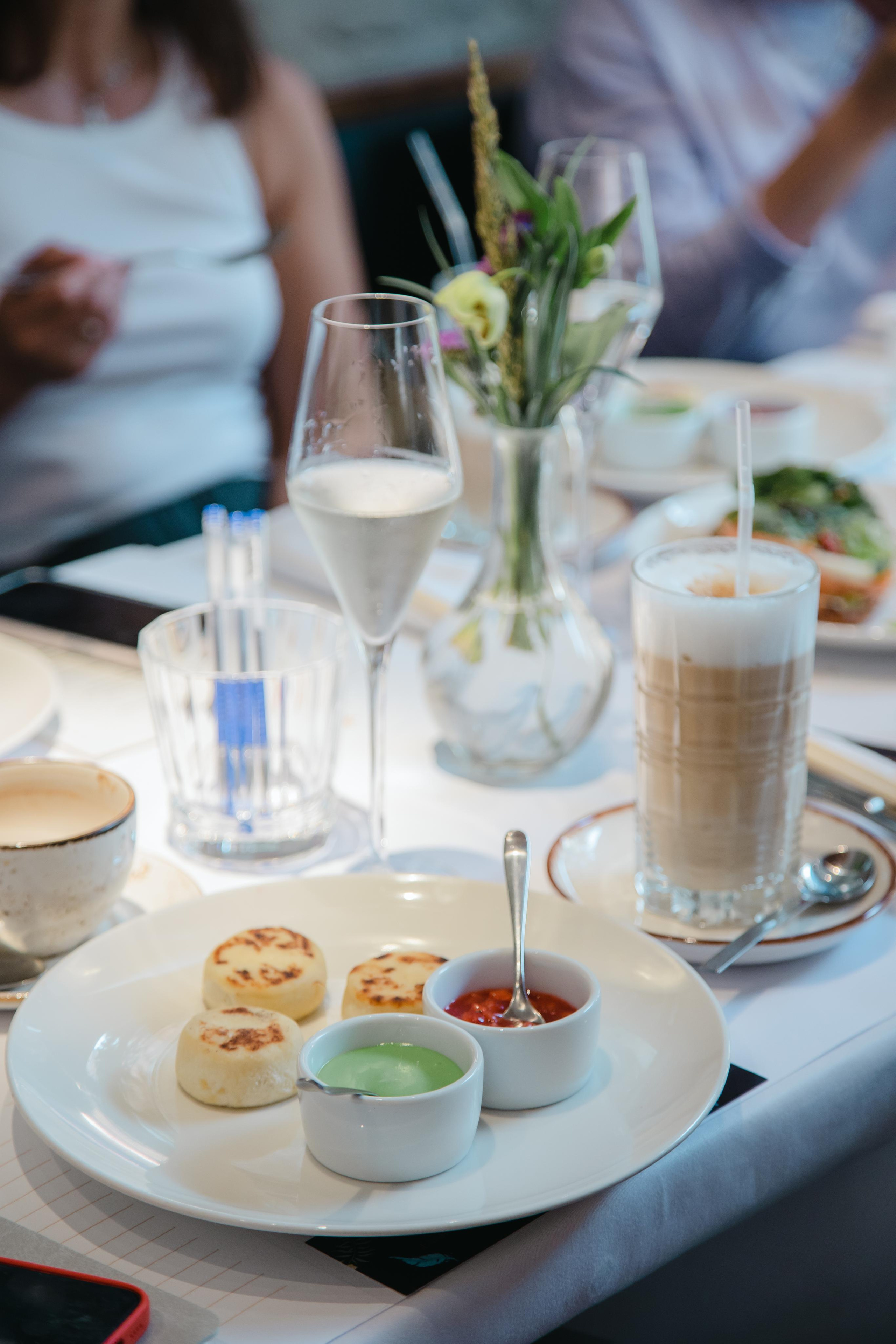 Бизнес-завтрак с коучем. Креатор Ольга Яш