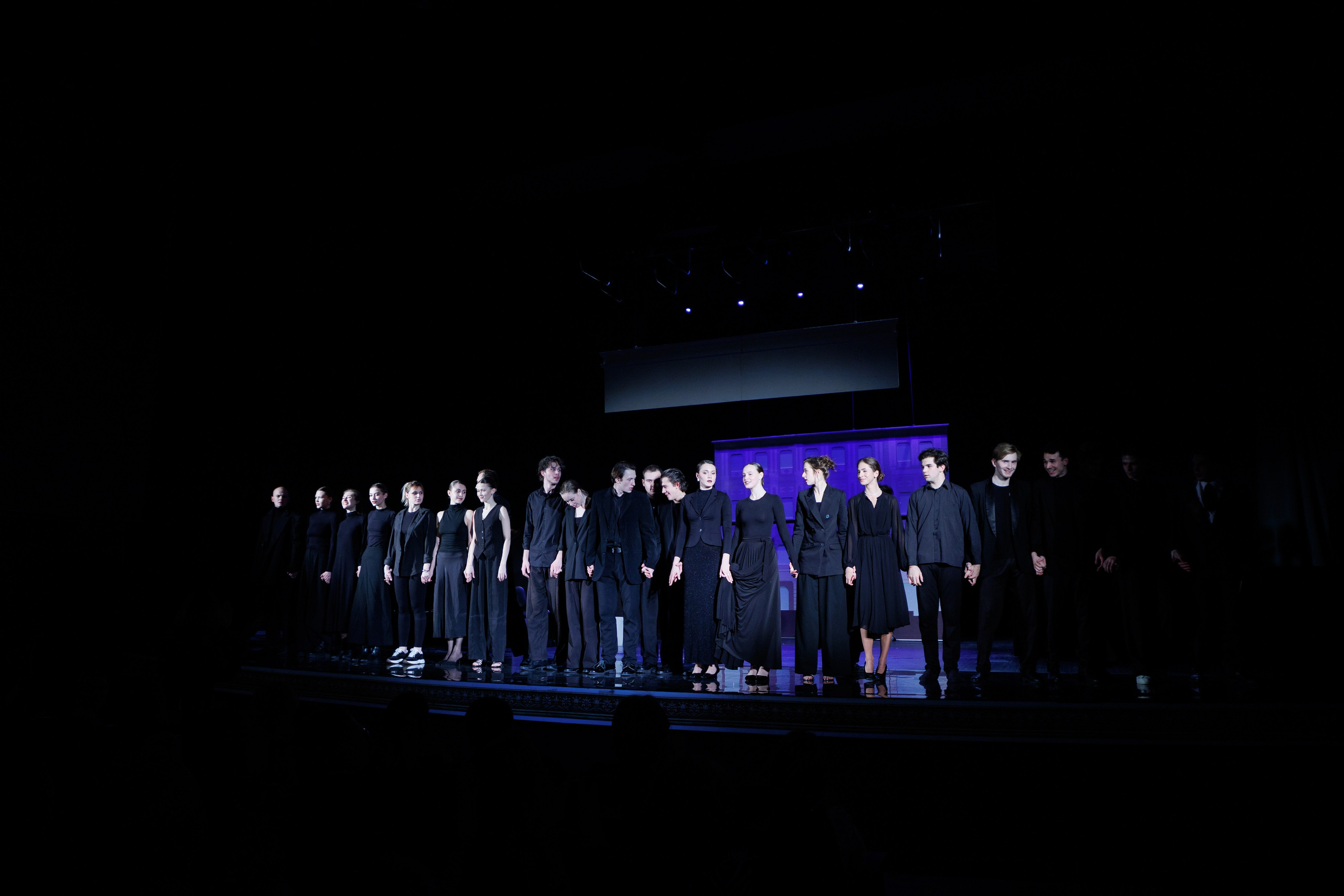 МХАТ. Новый квадрат. Фотограф городских и семейных событий Артем Карпухин