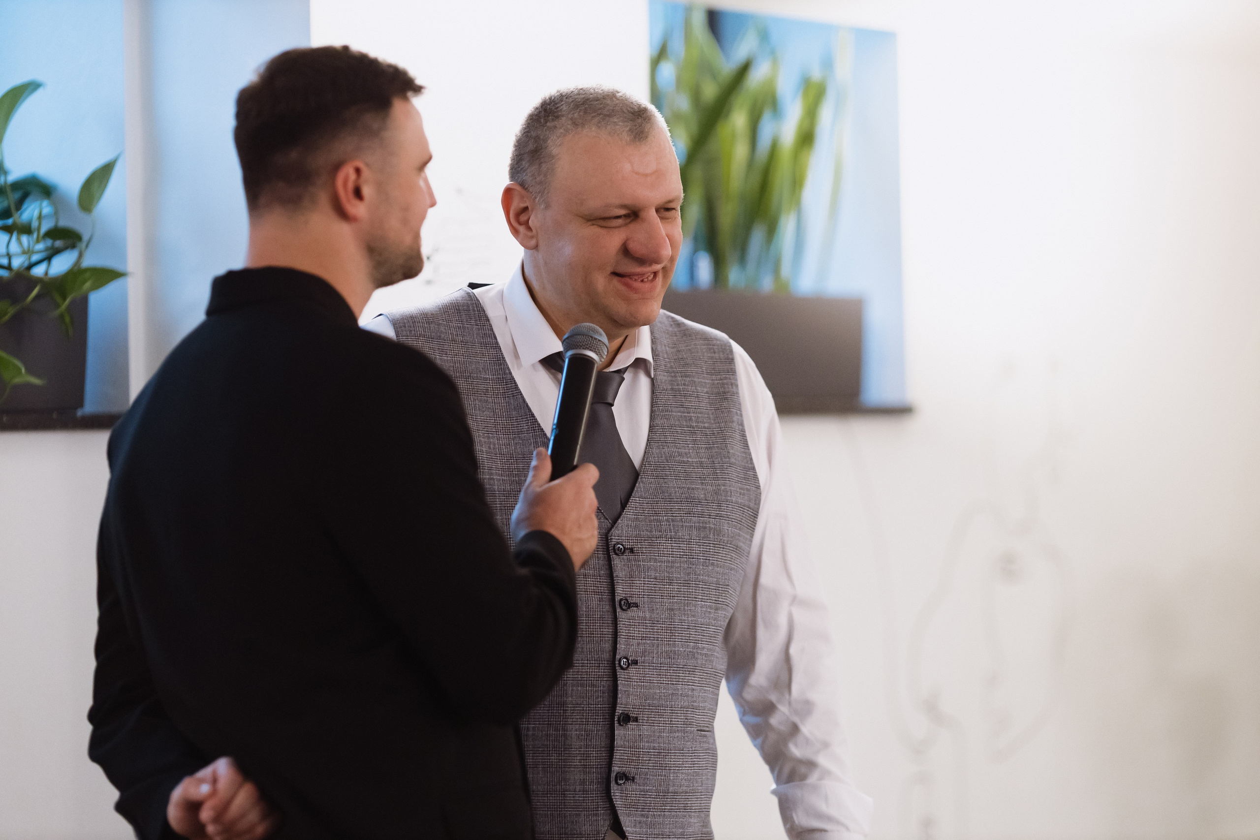 Свадебная фотосессия в Минске в итальянском ресторане La Scala