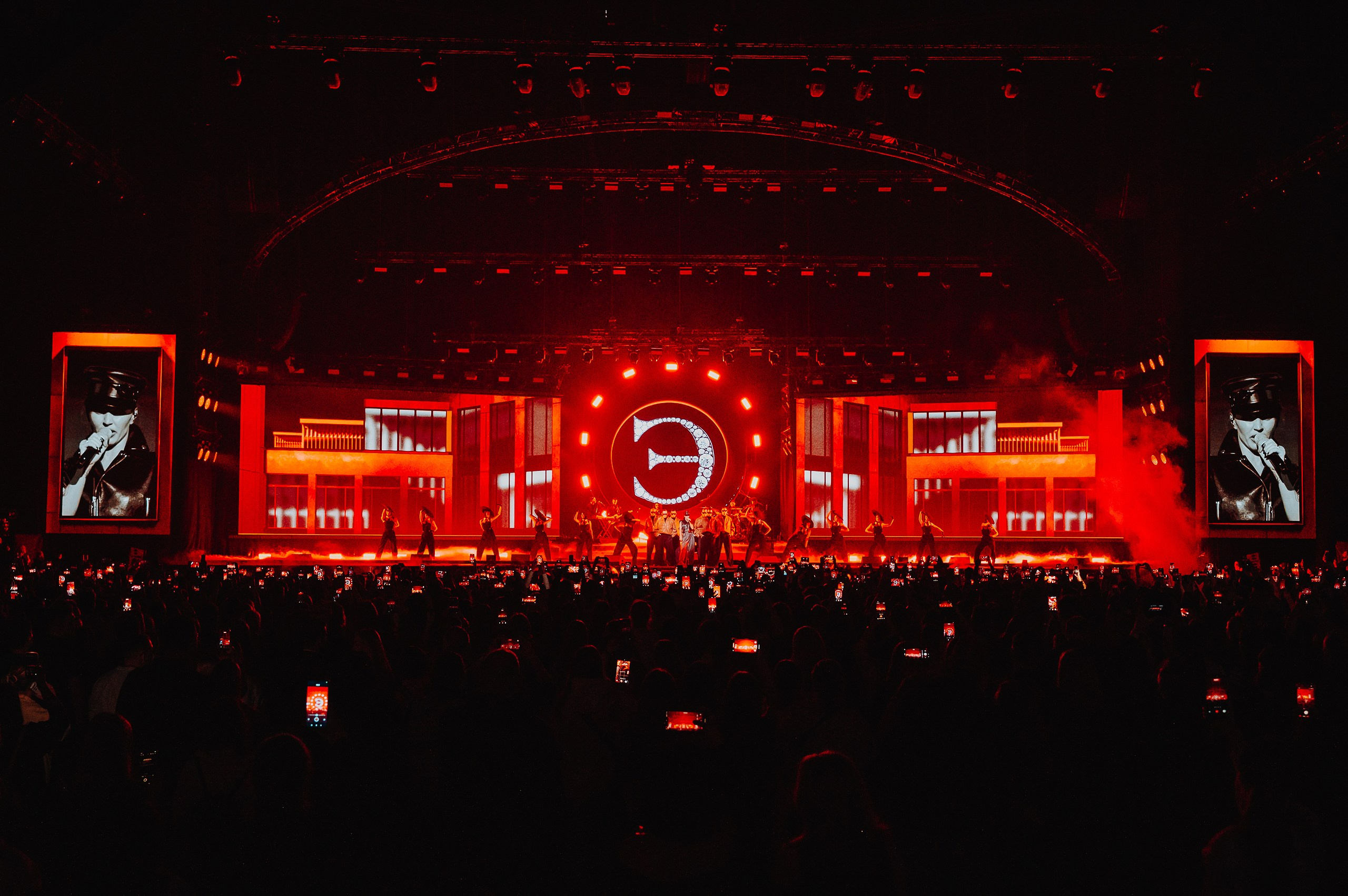 ZIVERT MUSIC AWARDS / 2026. OOPS TEAM
