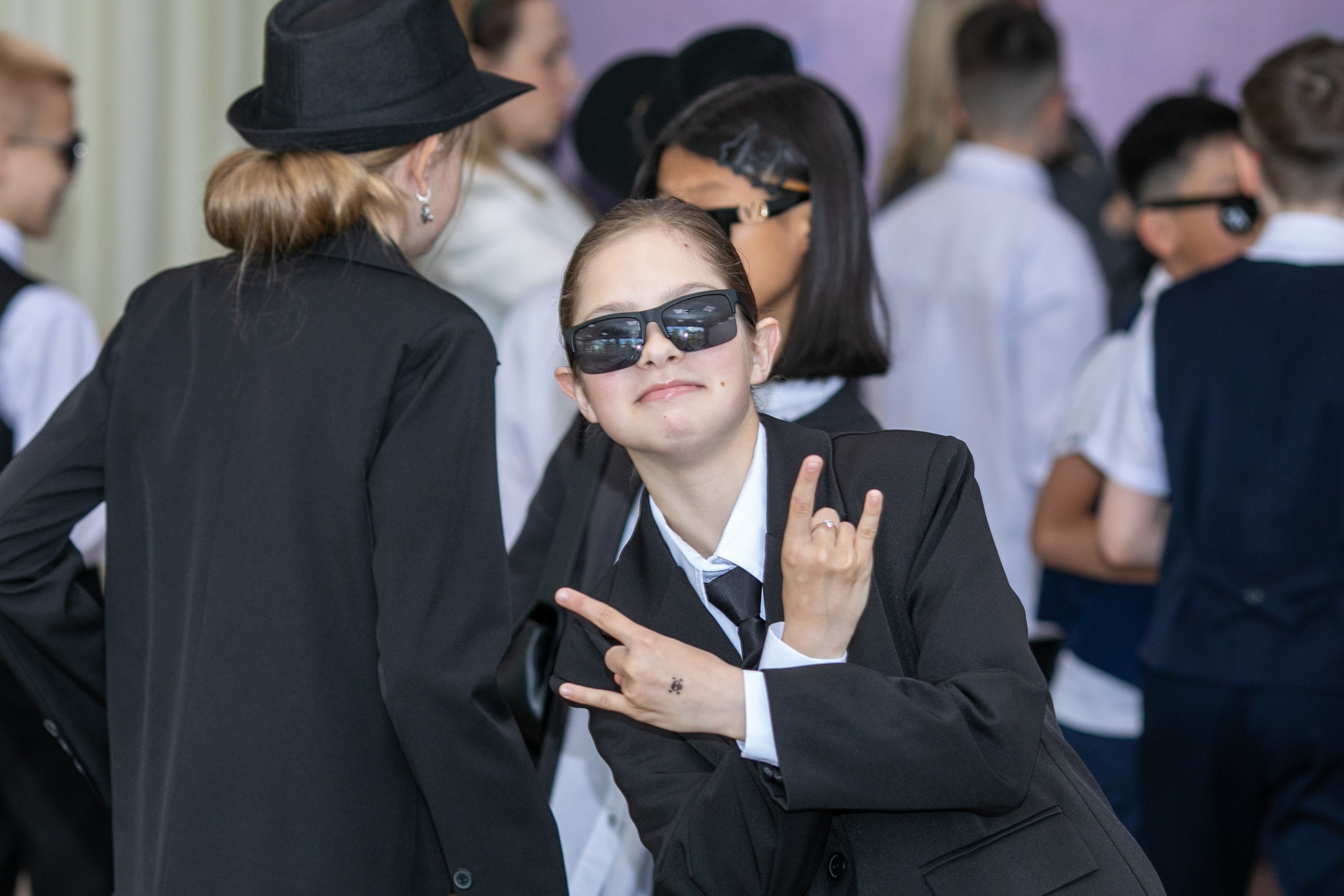 Выпускной 4 класс Гимназия 3 2025. Школьный и детский фотограф в Южно-Сахалинске Анастасия Лескова