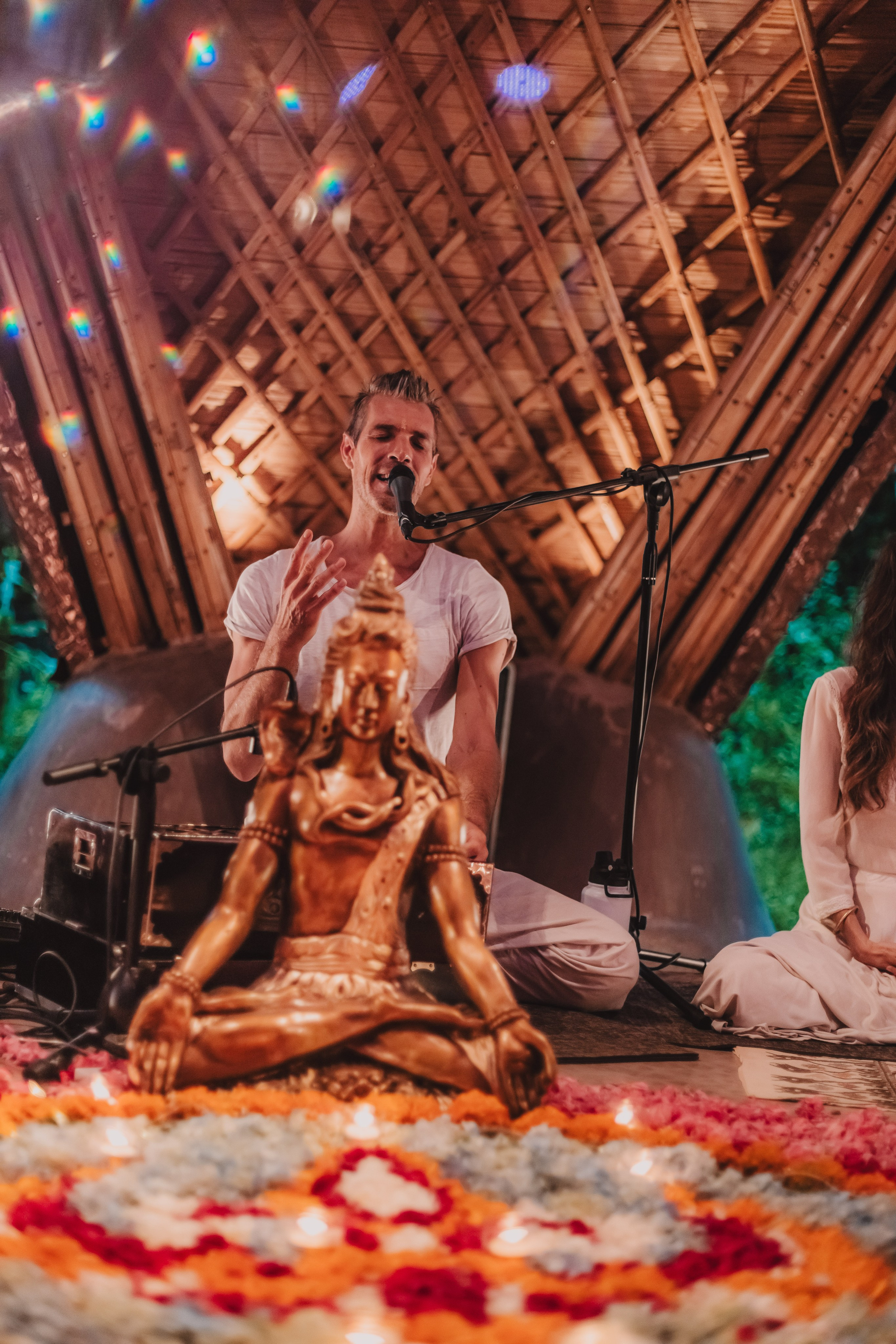 Bhakti Bliss kirtan at Alchemy. Mariam Bagdasaryan