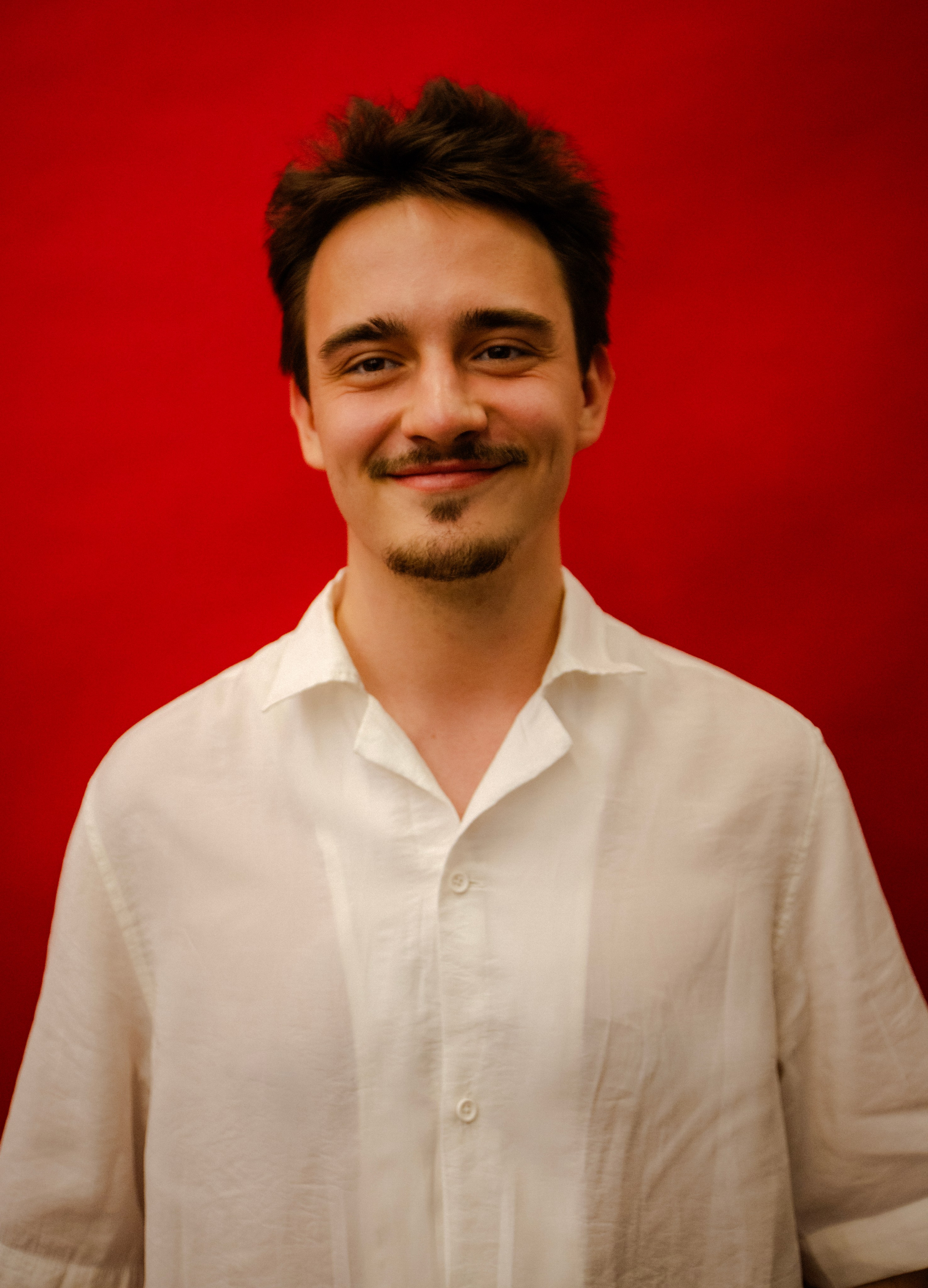 Премьера фильма «Как перестать сомневаться». Главная