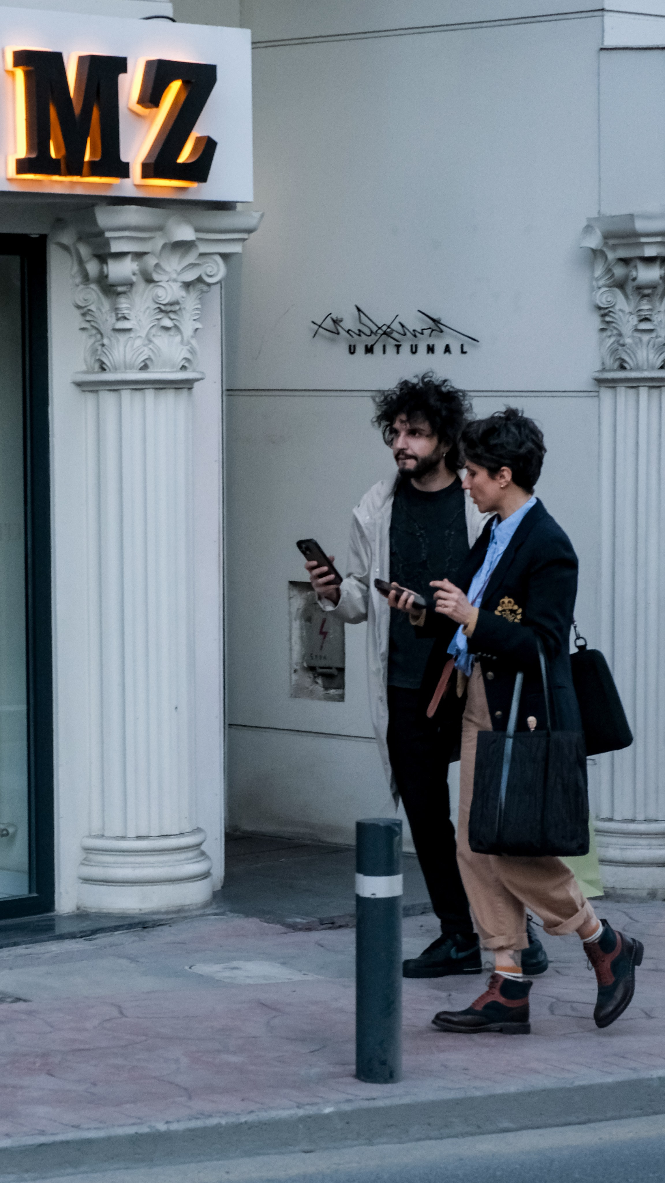 Street style. Художница в Алматы Мухамед-Рахимова Джамиля