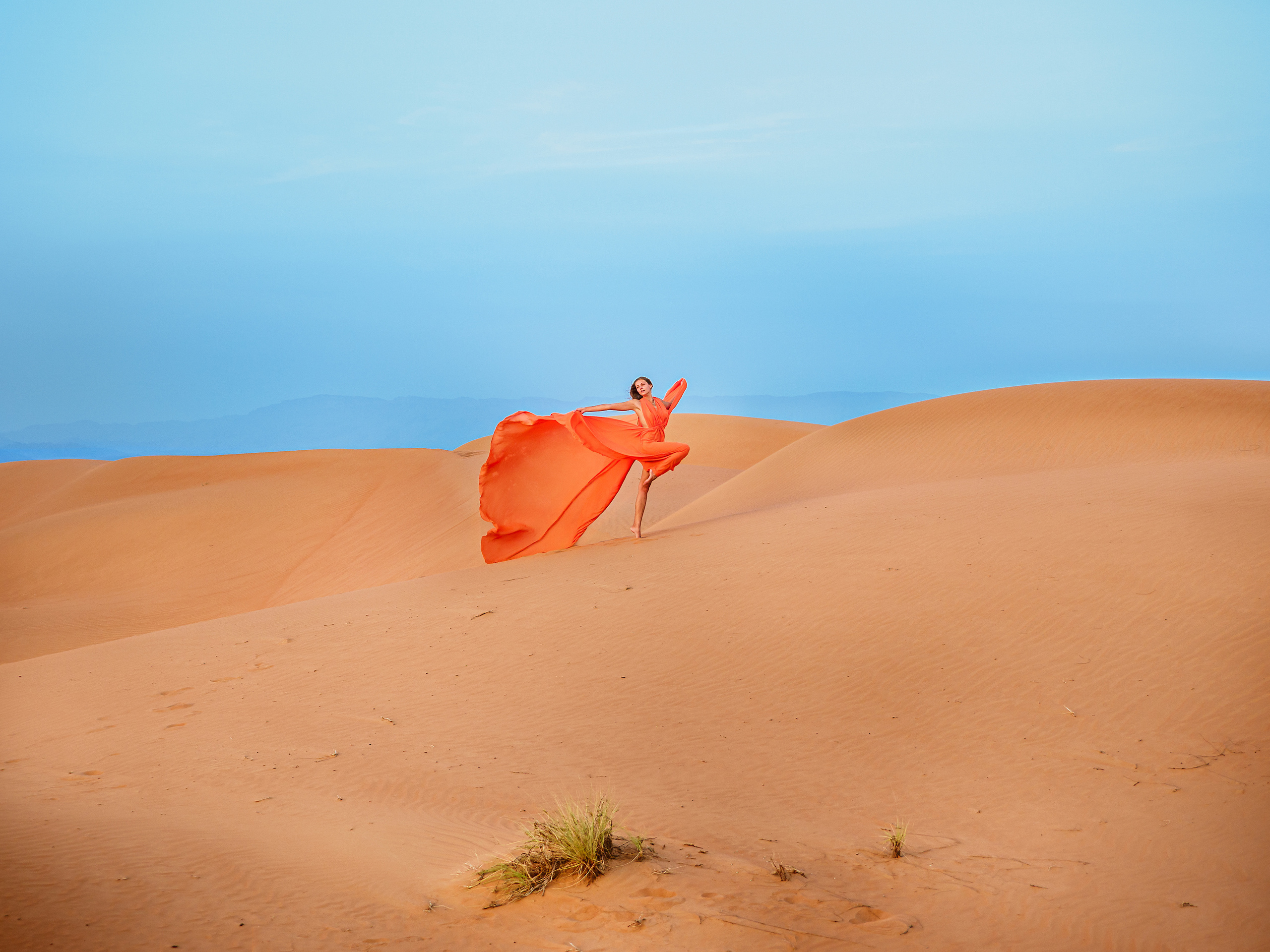 В пустыне. Творческие сьемки