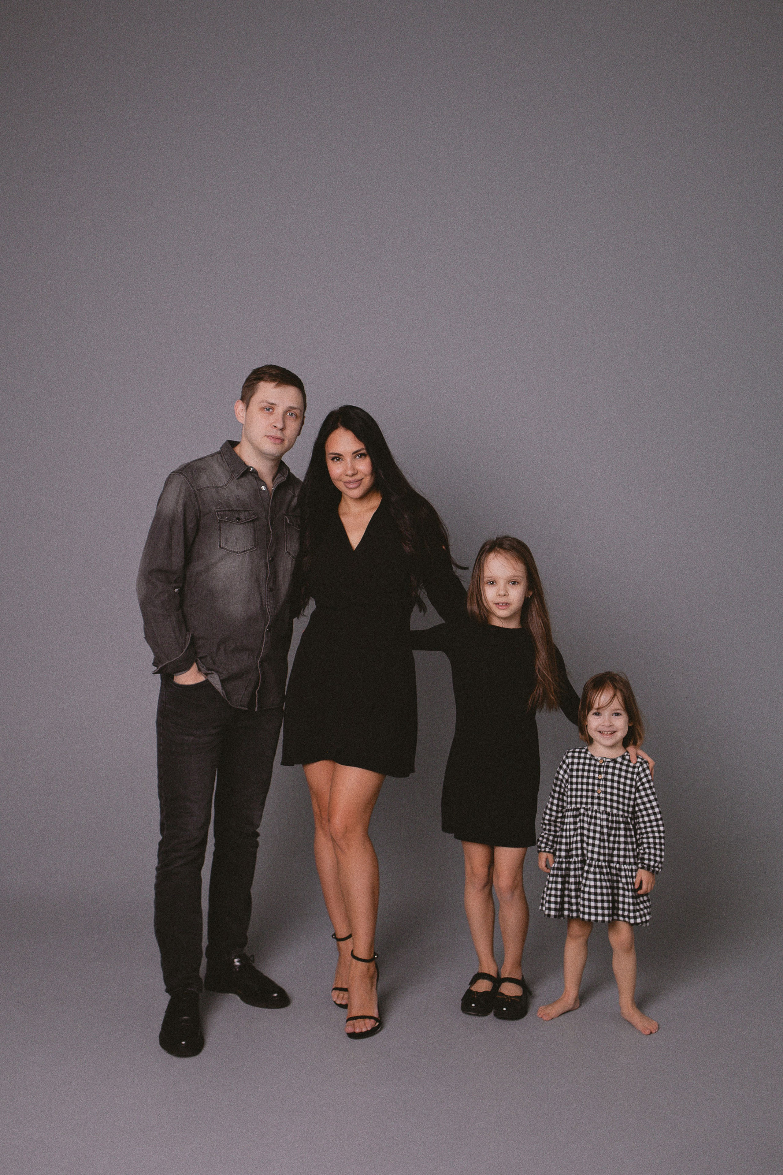 Лена, Леша, Влада и Николь