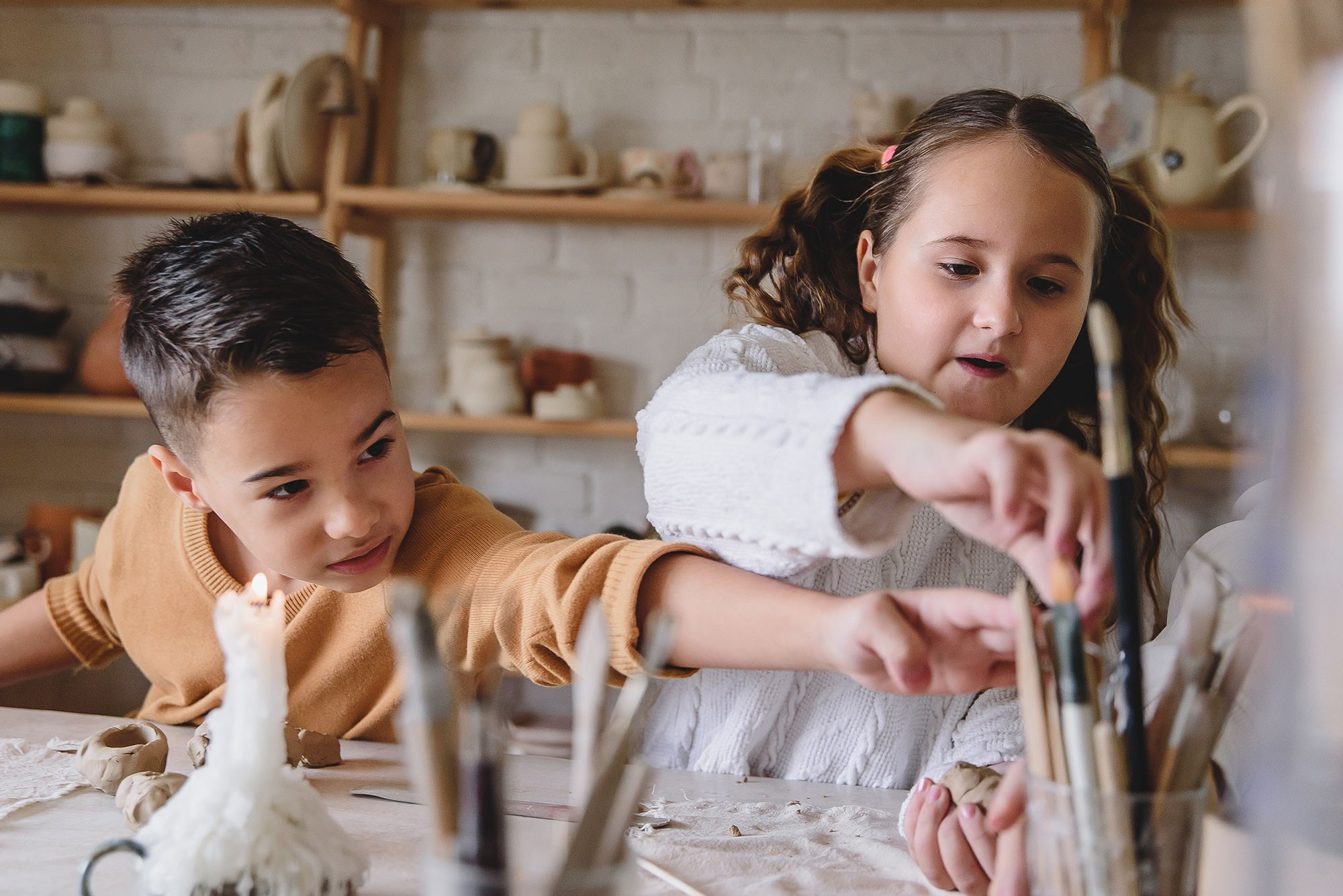 семейная фотосессия в Крыму, семейный фотограф Ольга Юзюк, семейная фотосессия в студии, семейная фотосессия в гончарной, семейная фотосессия лайфстайл, семейный фотограф в крыму