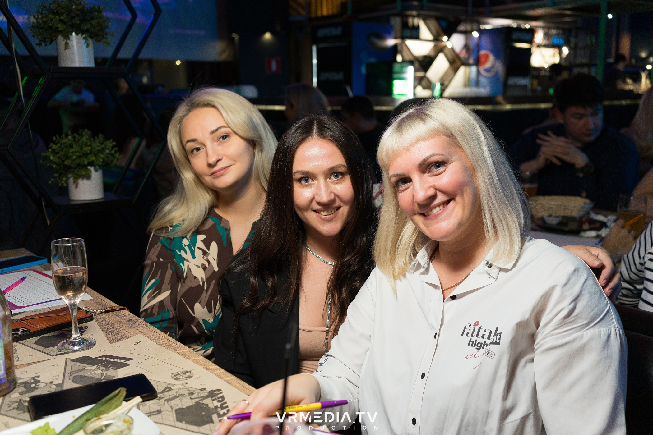 WoW QuiZ в баре «Друзья»