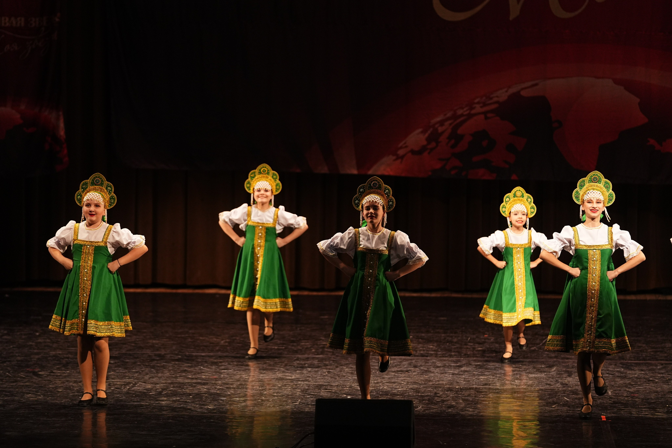 7 декабря, блок 1, г. Москва. Золотое яблочко