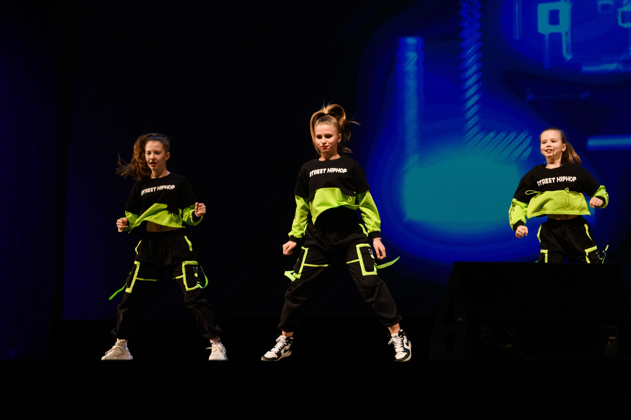 23 апреля, часть 2, БКЗ Октябрьский, г. Санкт-Петербург. Золотое яблочко