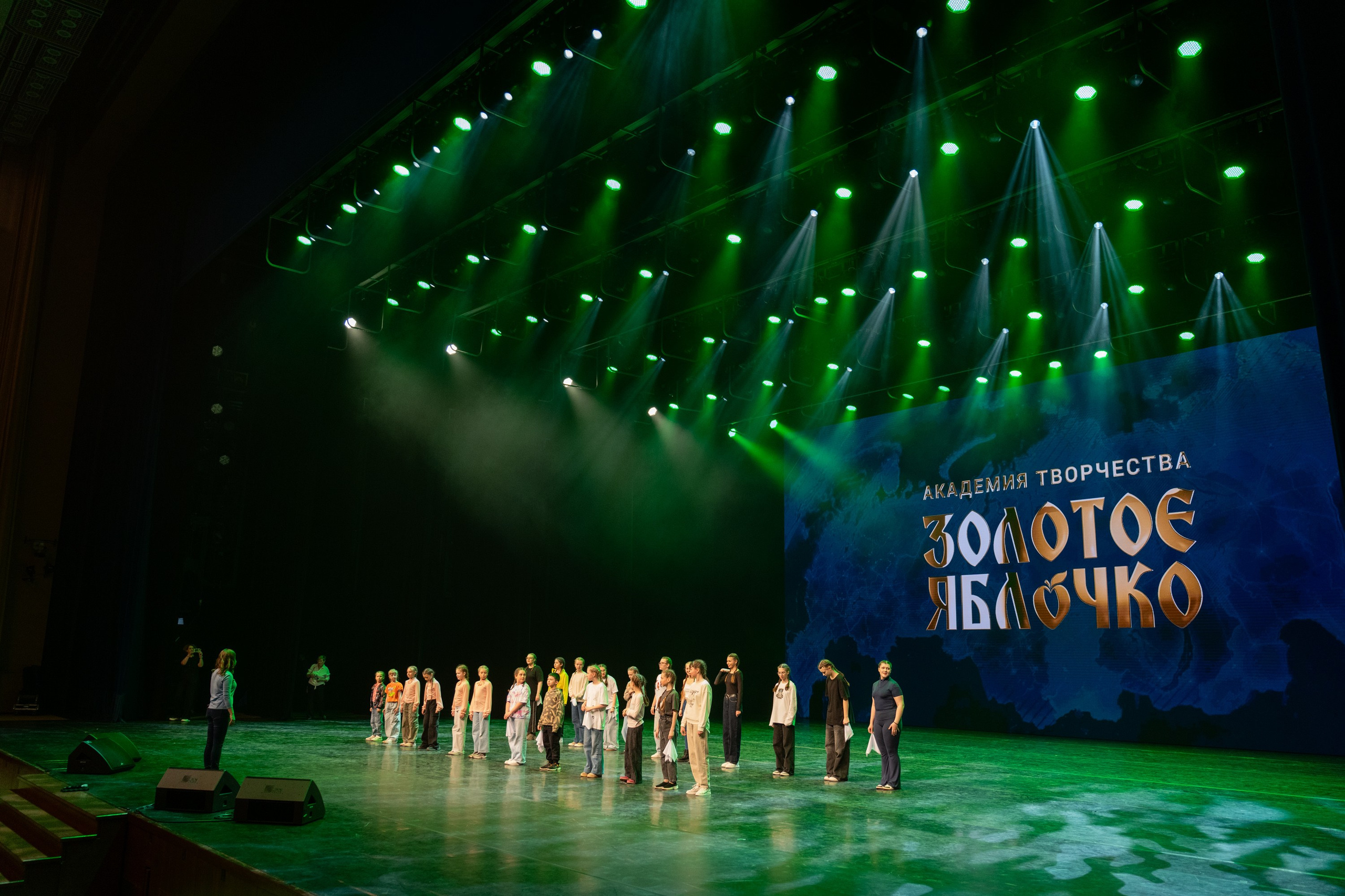 16 мая, г. Москва, Кремль, Закулисье. Золотое яблочко