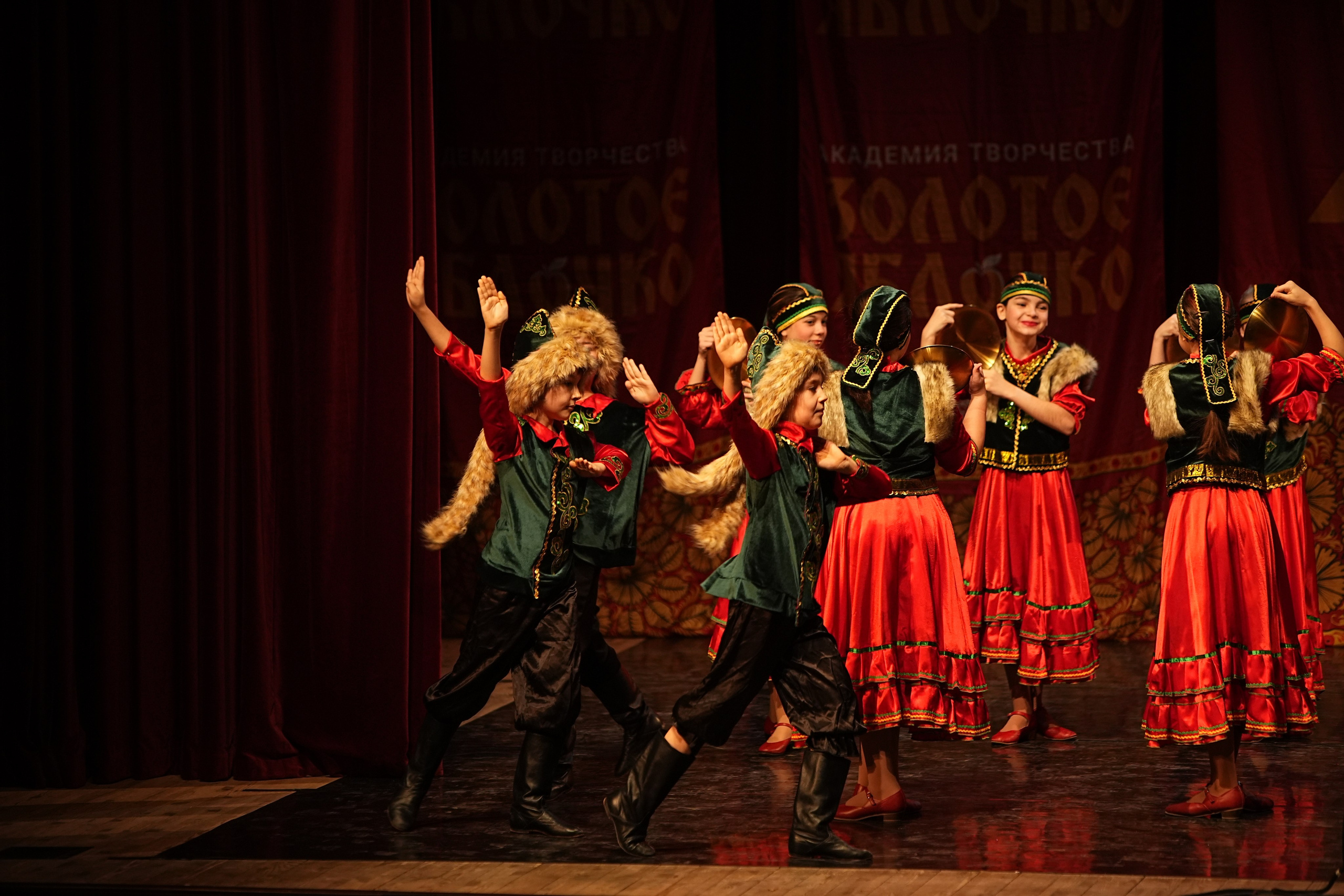 16 февраля, блок 1, г. Москва. Золотое яблочко