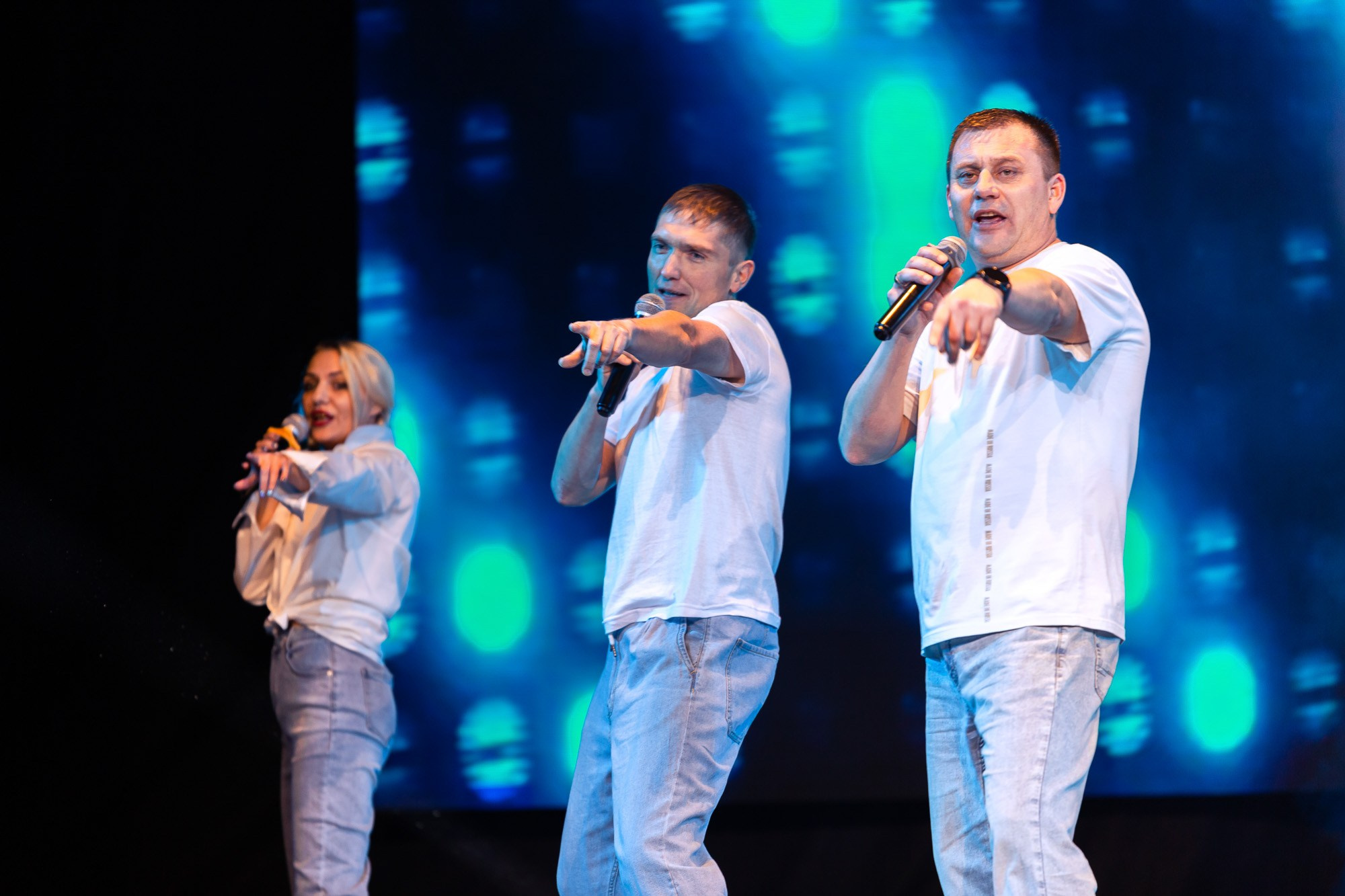 Концерт в Доме культуры. Андрей Кровлин — фотограф в Славянке