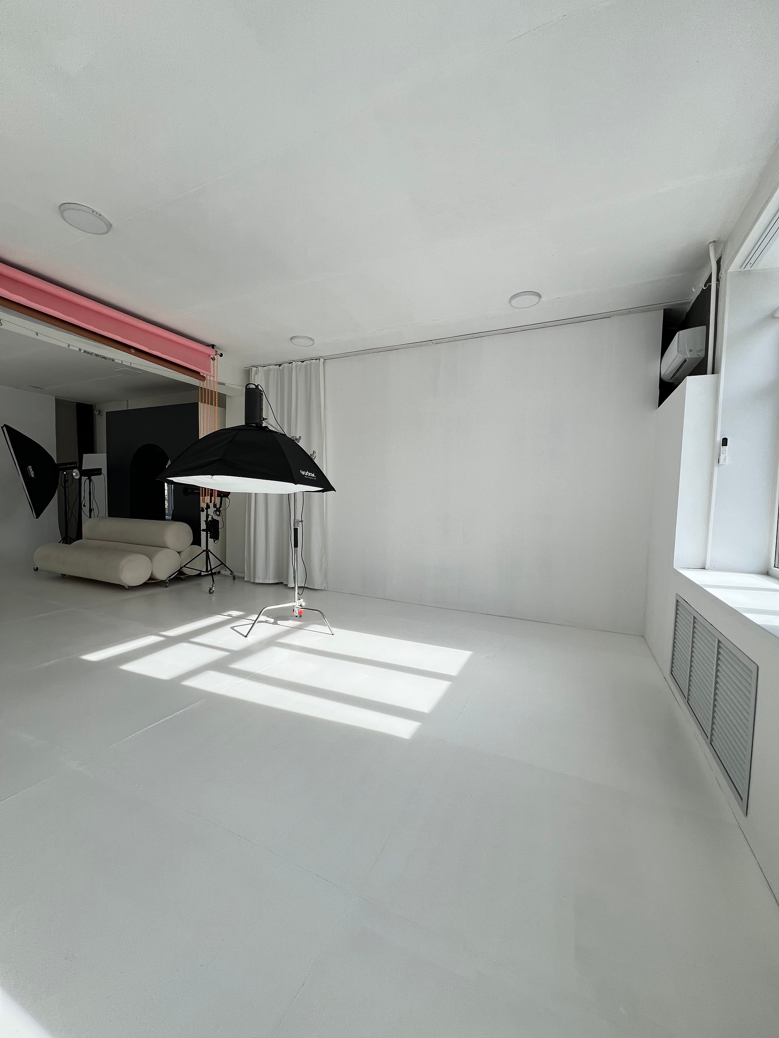 Зал Циклорама. Выпускные альбомы Нефтекамск