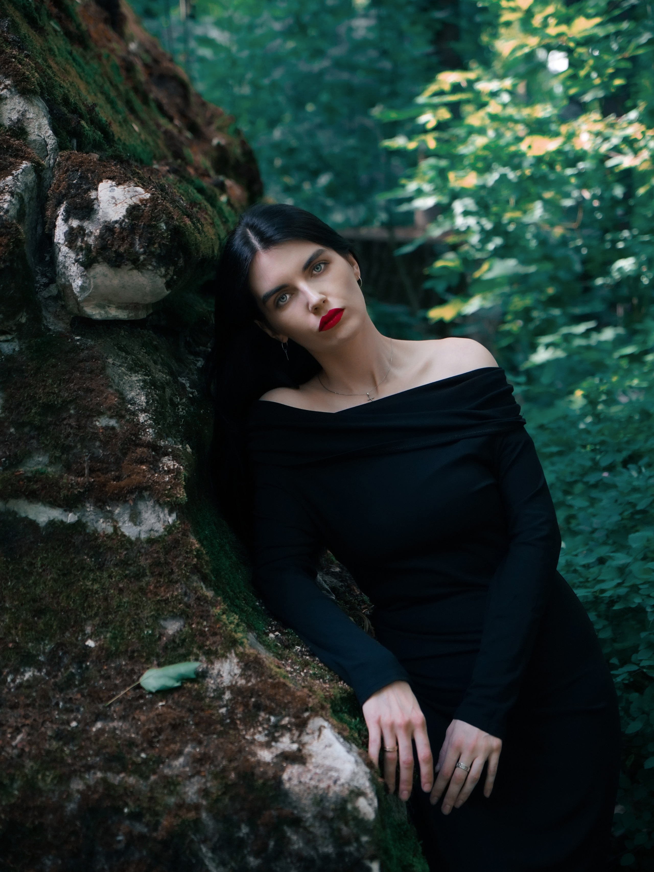 Творческая фотосессия на кладбище в Санкт-Петербурге для Лены. Светлана Гопанюк. Портретный фотограф. Санкт-Петербург. СПб