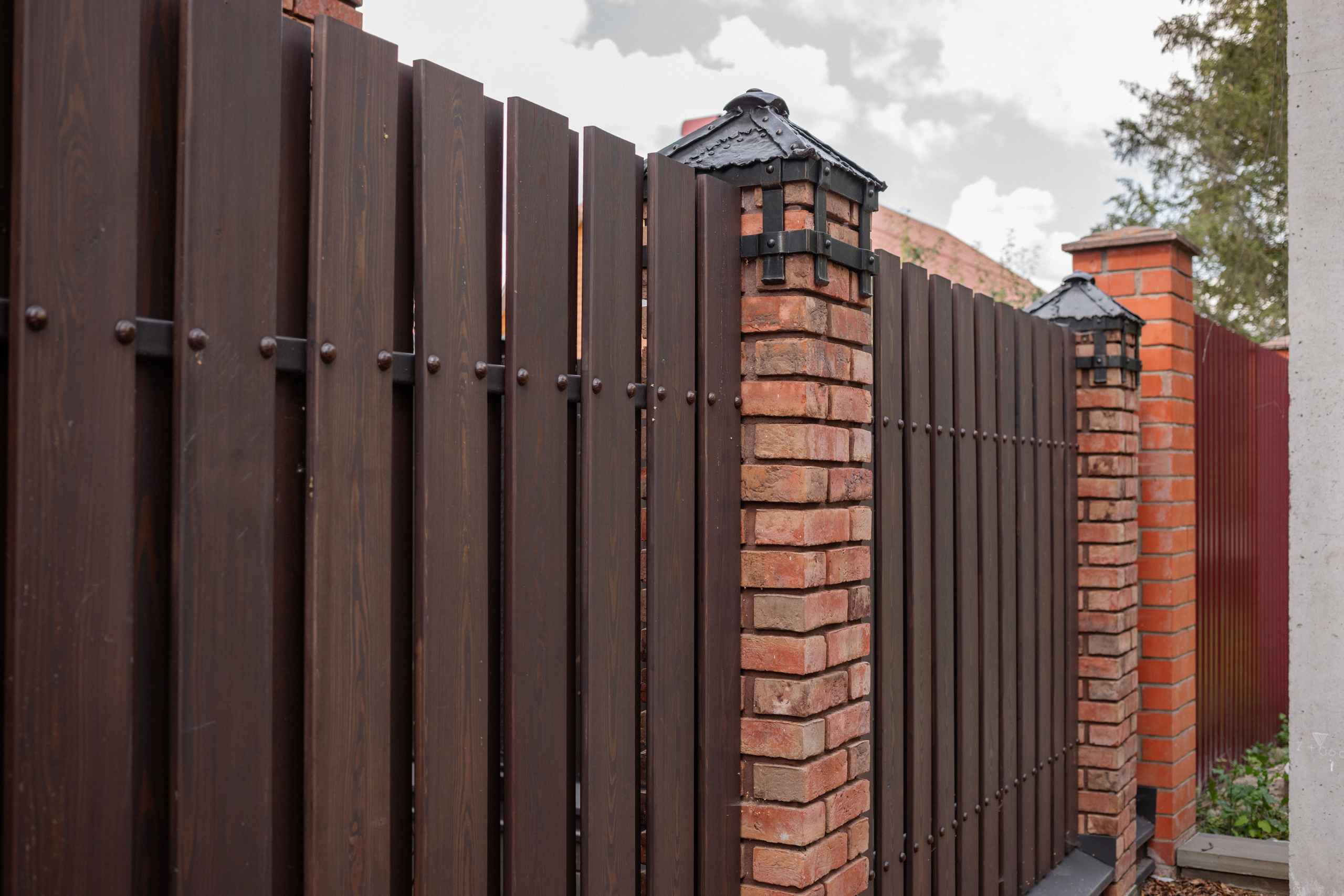 Забор в стиле Лофт