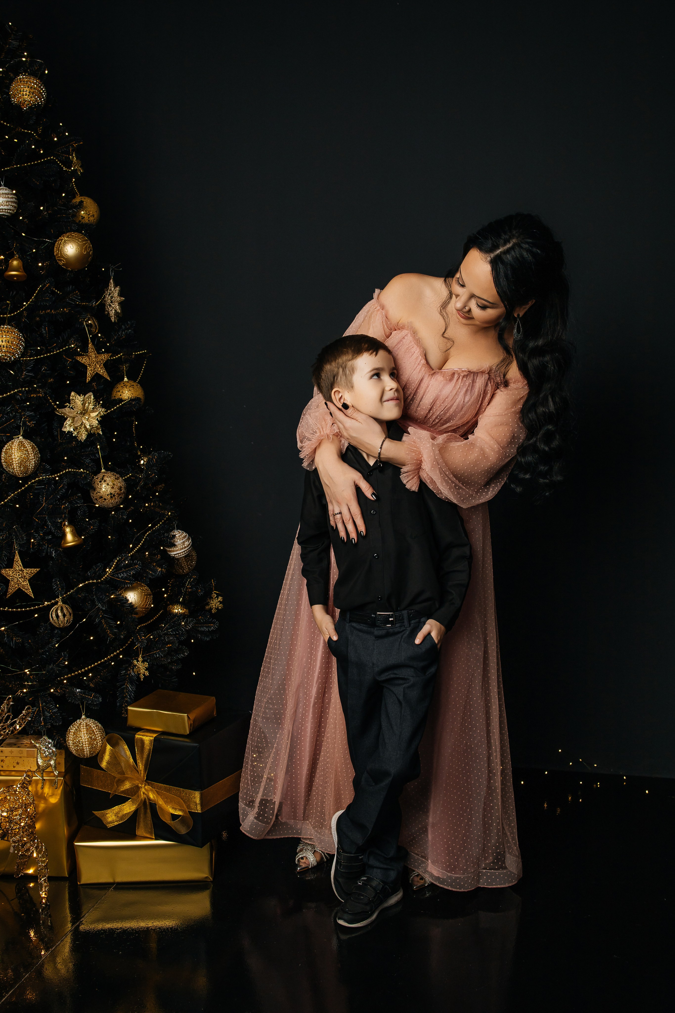 Оля с детками.Новогодняя