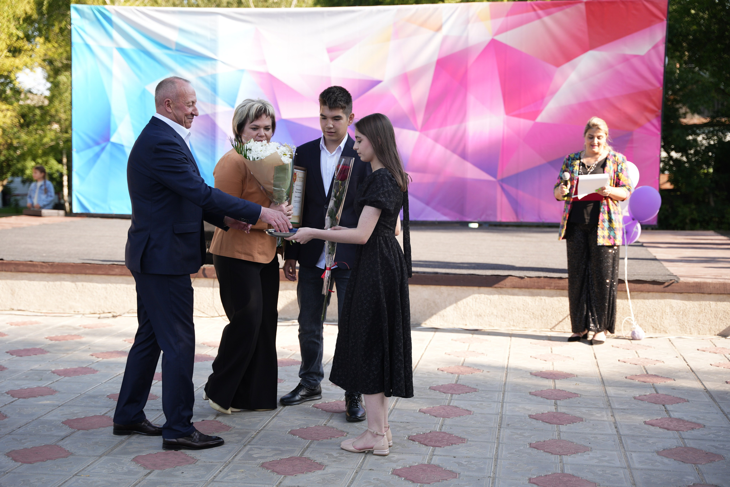 Выпускной в парке. Ольга Плаксина фотограф в Саратове