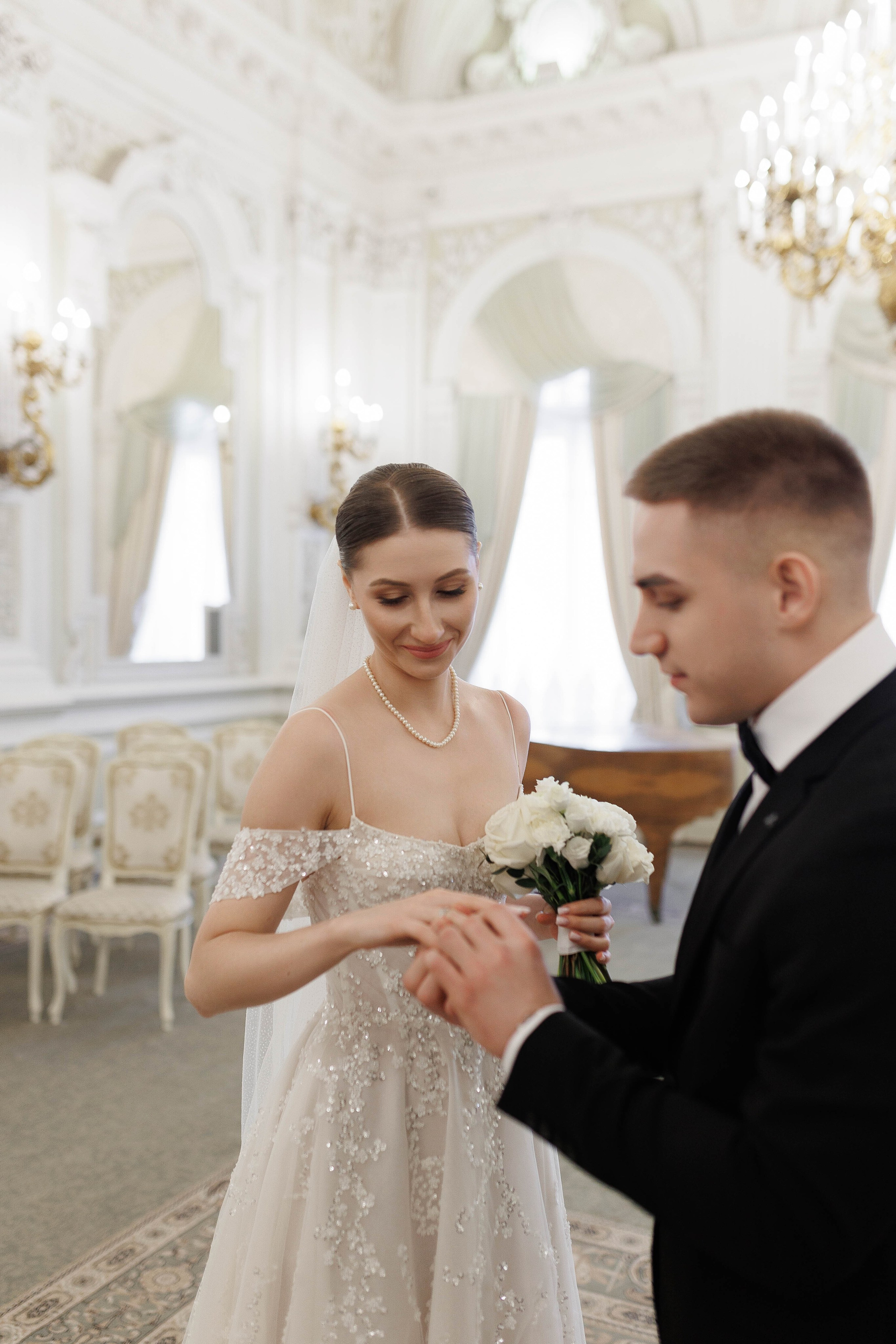 ···. Свадебный фотограф в Санкт-Петербурге Александра Чукавина