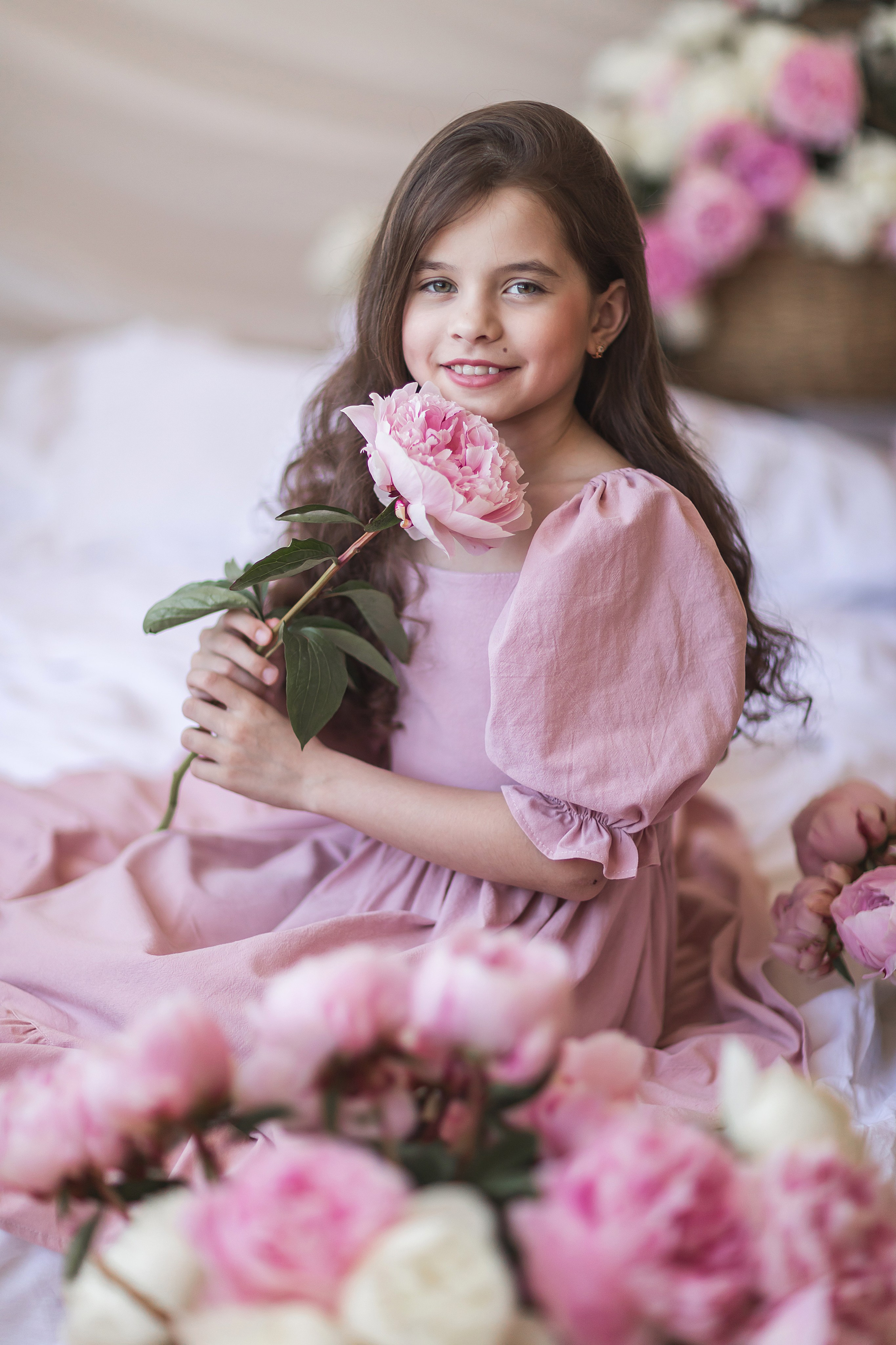 Пионы в студии. Семейный и детский фотограф Краснодар Валерия Власенко