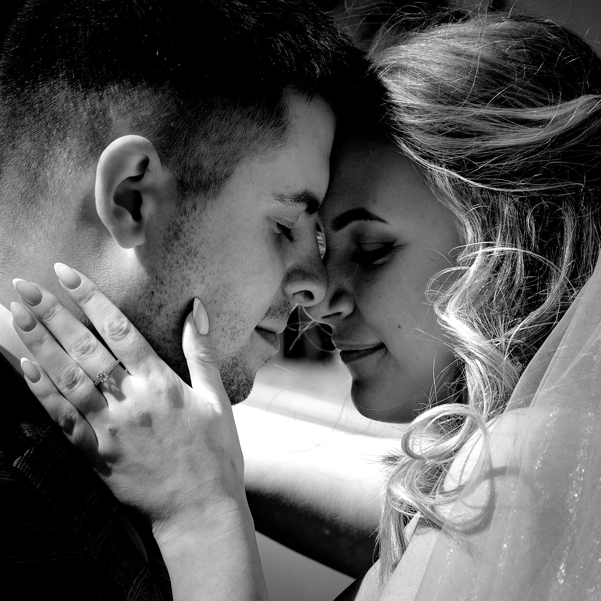 Лилия и Влад прогулка и банкет. Свадебный и семейный фотограф в г. Волхов Алексей Кочерыжкин