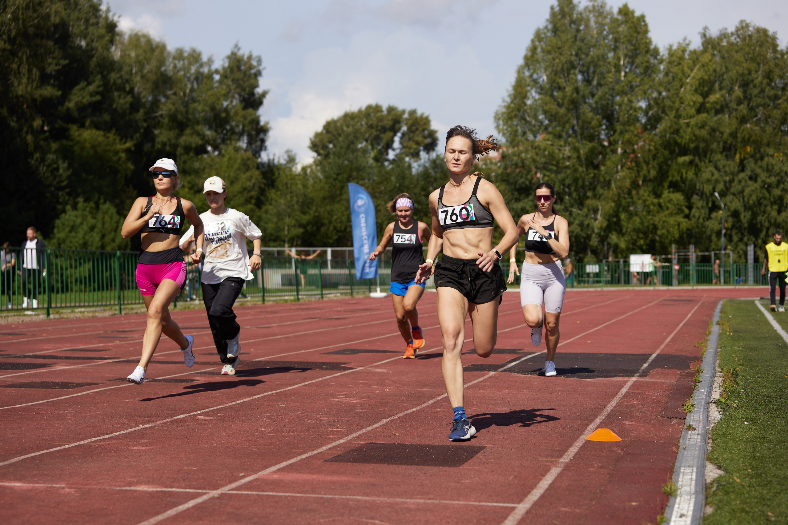 Спорт. Выпускные альбомы в Томске. Фотограф Сергей Стёпин