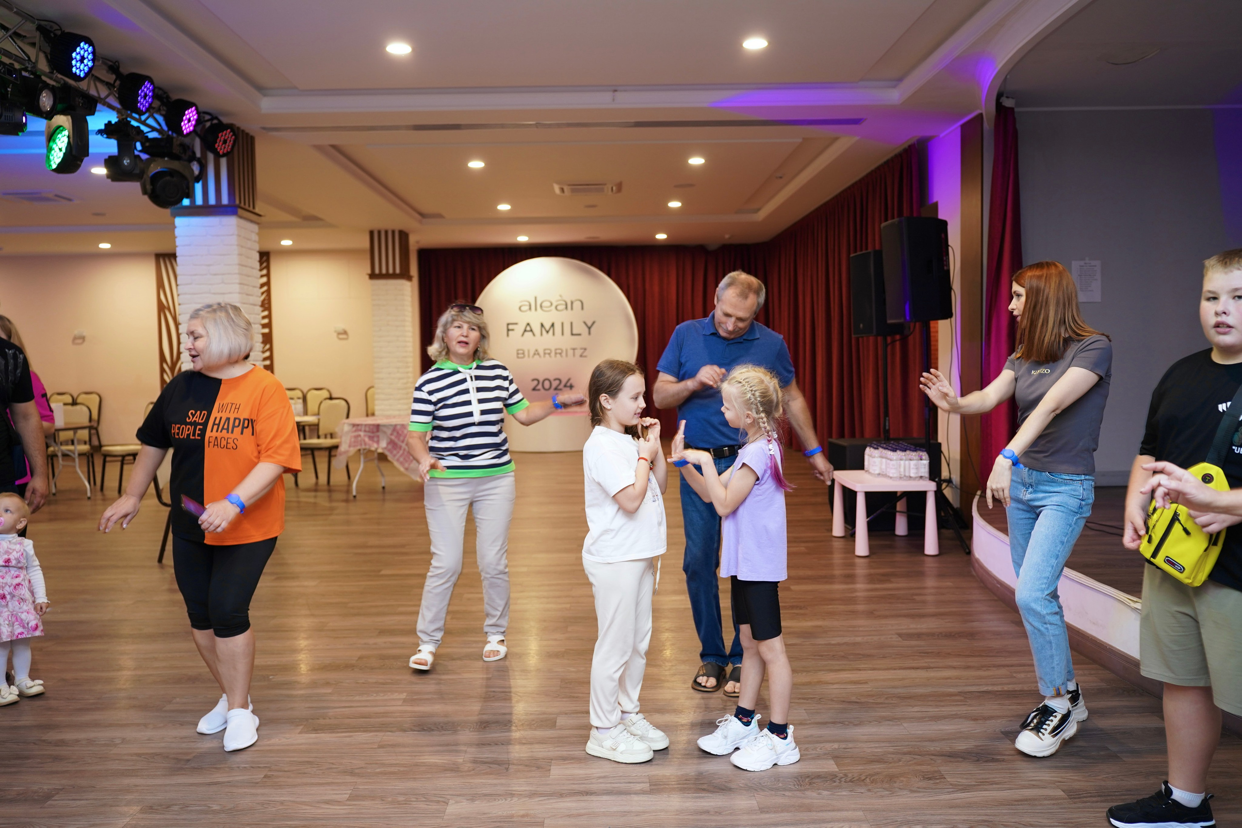 Team building в Alean Family Biarritz. Фотограф Новороссийск | Геленджик и ЮФО Эльвина Ясинская