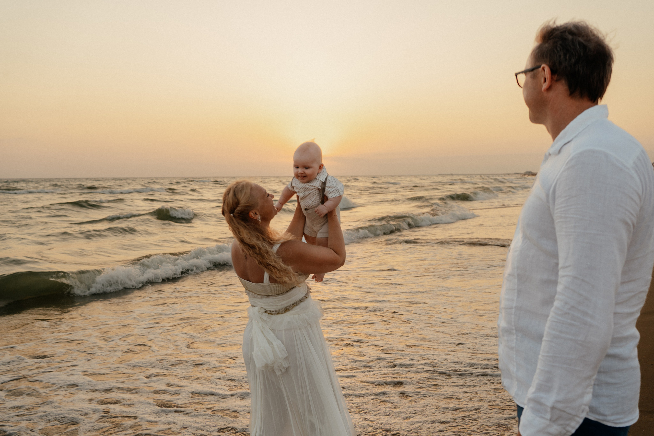 Семейная фотосессия на море в Анапе. Карпенко Марина свадебный и семейный фотограф Анапа, Краснодар, Геленджик, Сочи, Темрюк