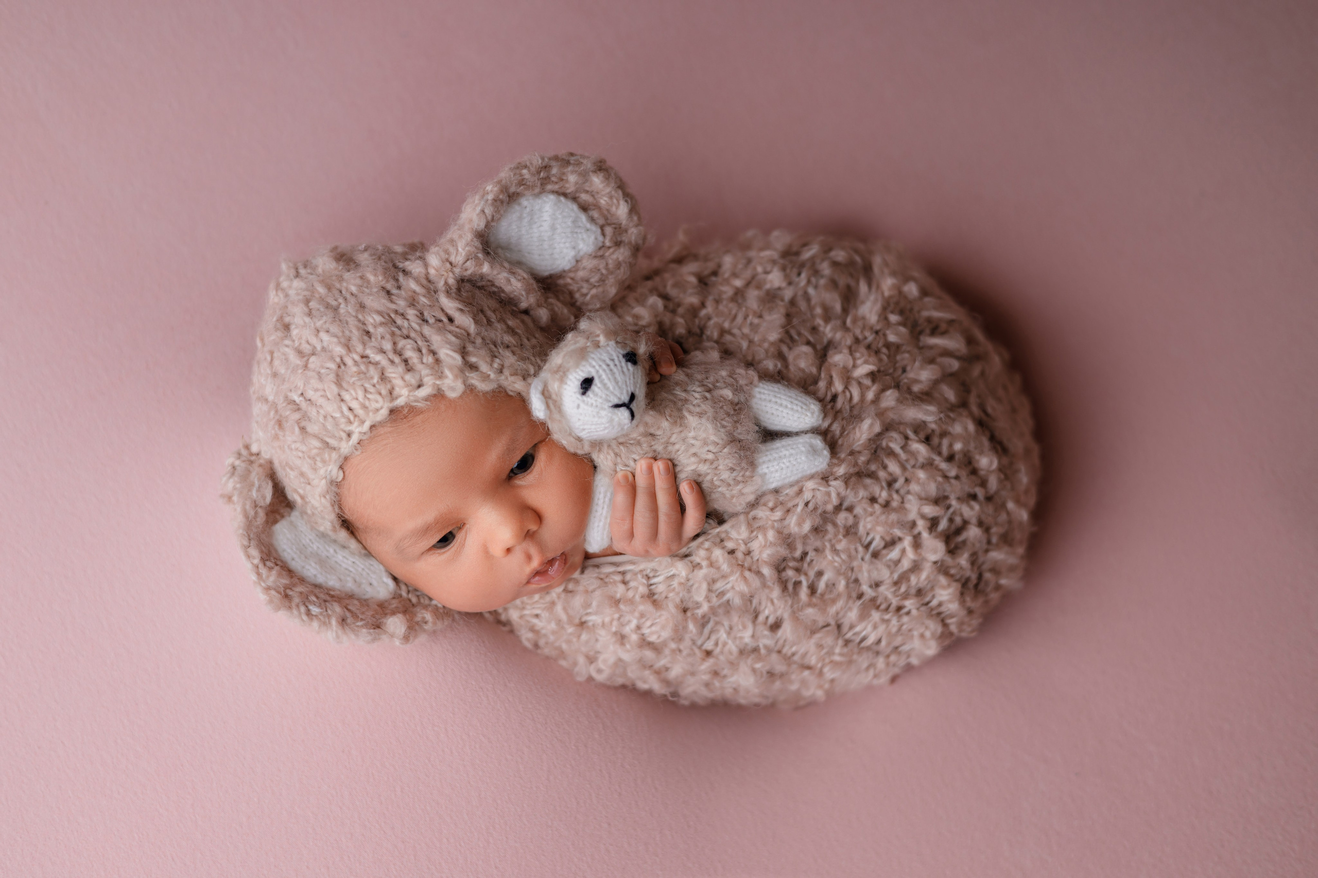 Маргарита. Евгения Горбунова фотограф новорожденных в Новом Уренгое