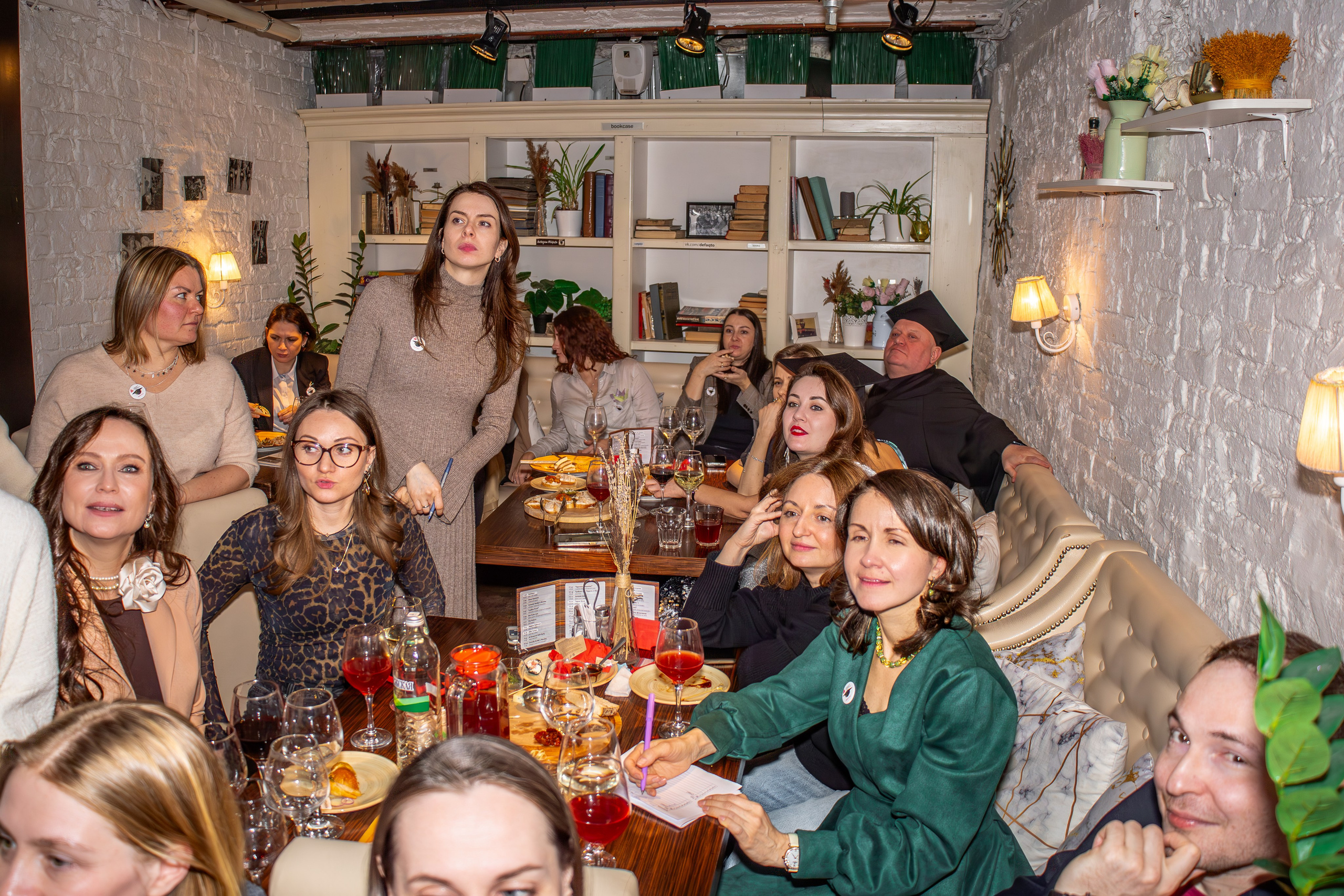 Фотограф на выпускной; фотограф на мероприятие; фотограф на праздник; репортажный фотограф Москва и Домодедово