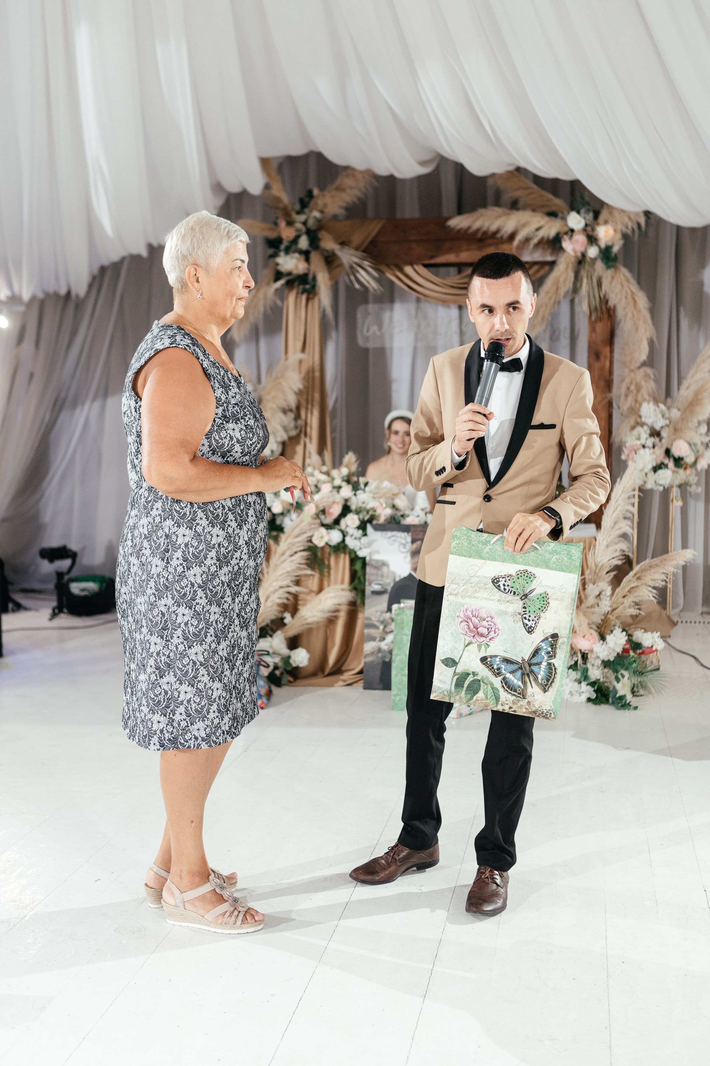 Свадебный фотограф Уфа — Руслан ГабдлисламовЖивые эмоции, красивые кадры, воспоминания на всю жизнь.Работаю по всей Республике Башкортоста. Свадебный фотограф Уфа Руслан Габдлисламов