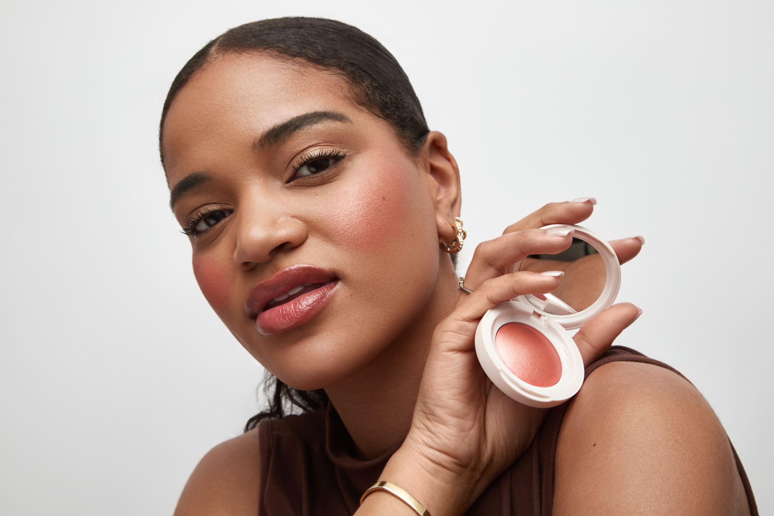 Devon Trunk for Rare Beauty. Hope_retouch