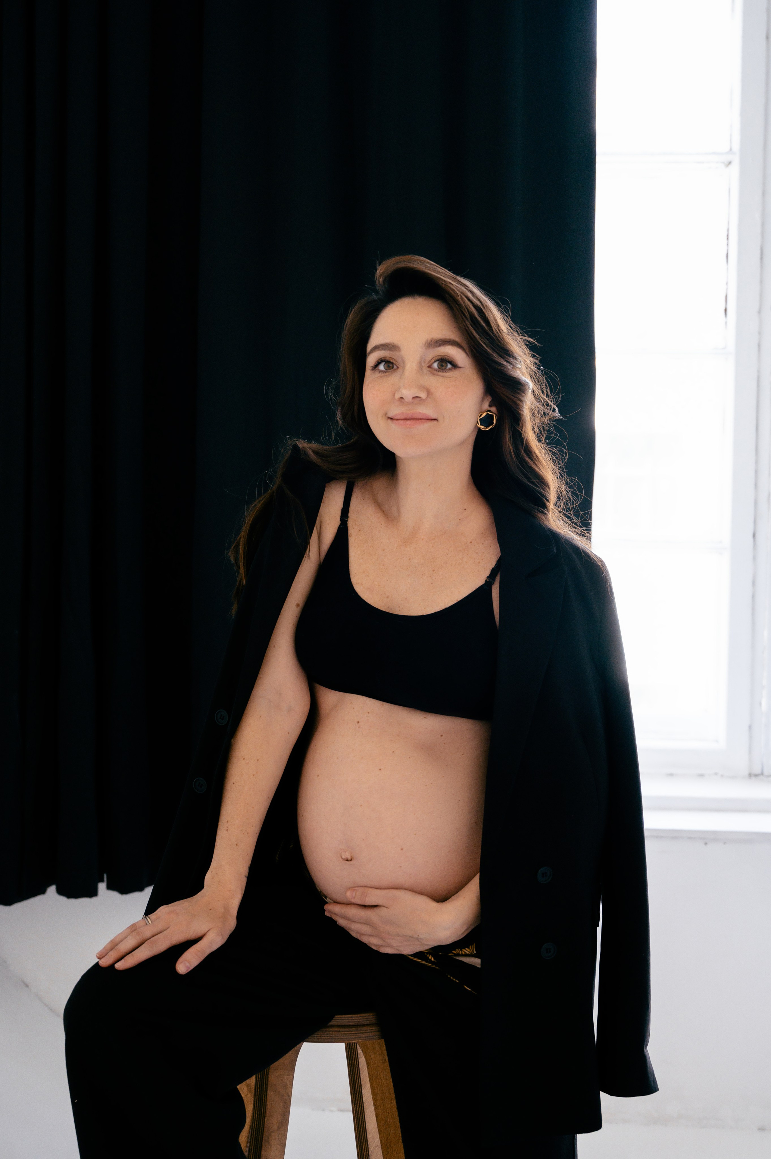 Профессиональный семейный и беременный фотограф в Санкт-Петербурге — Маргарита Иванова. Индивидуальные фотосессии под ключ: от образа до гот. Профессиональный фотограф беременности в СПБ. Стильные фотосессии беременности в стиле минимализм и классическая фотография