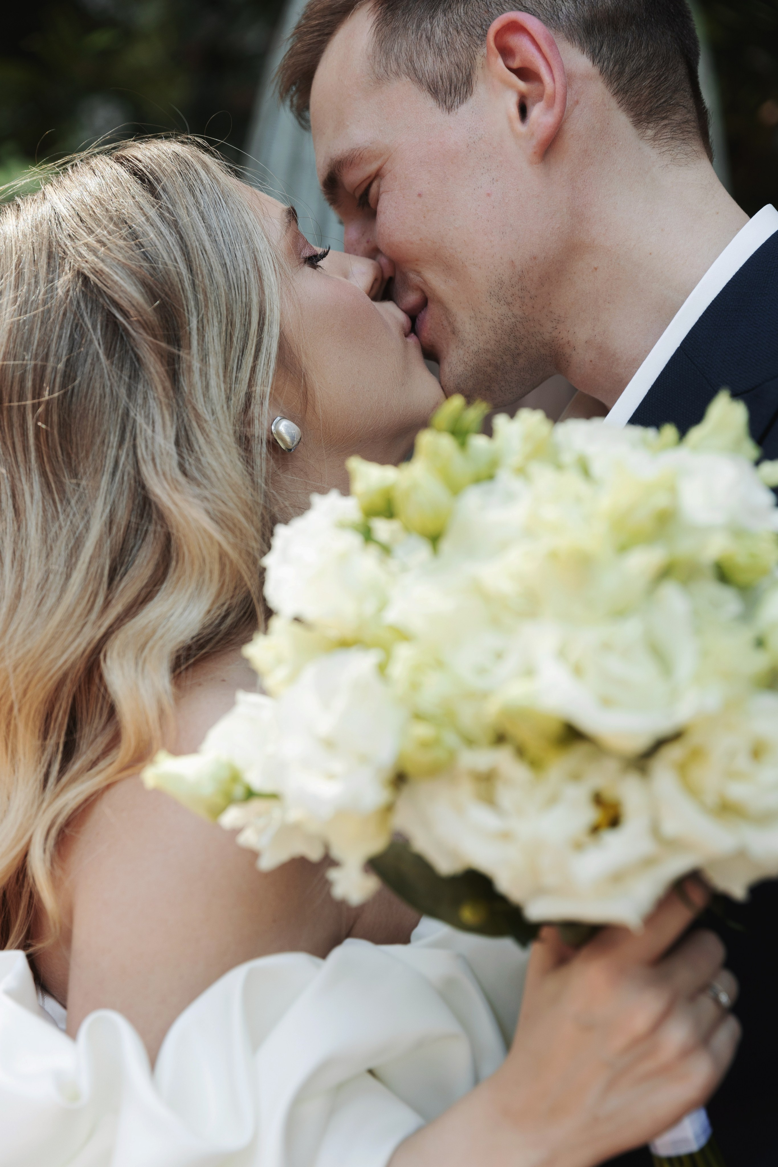 Свадебная фотосессия на Котельнической набережной и в парке Царицыно, Роспись в Шипиловском ЗАГСе. Свадебный фотограф Москва Анастасия Храмова