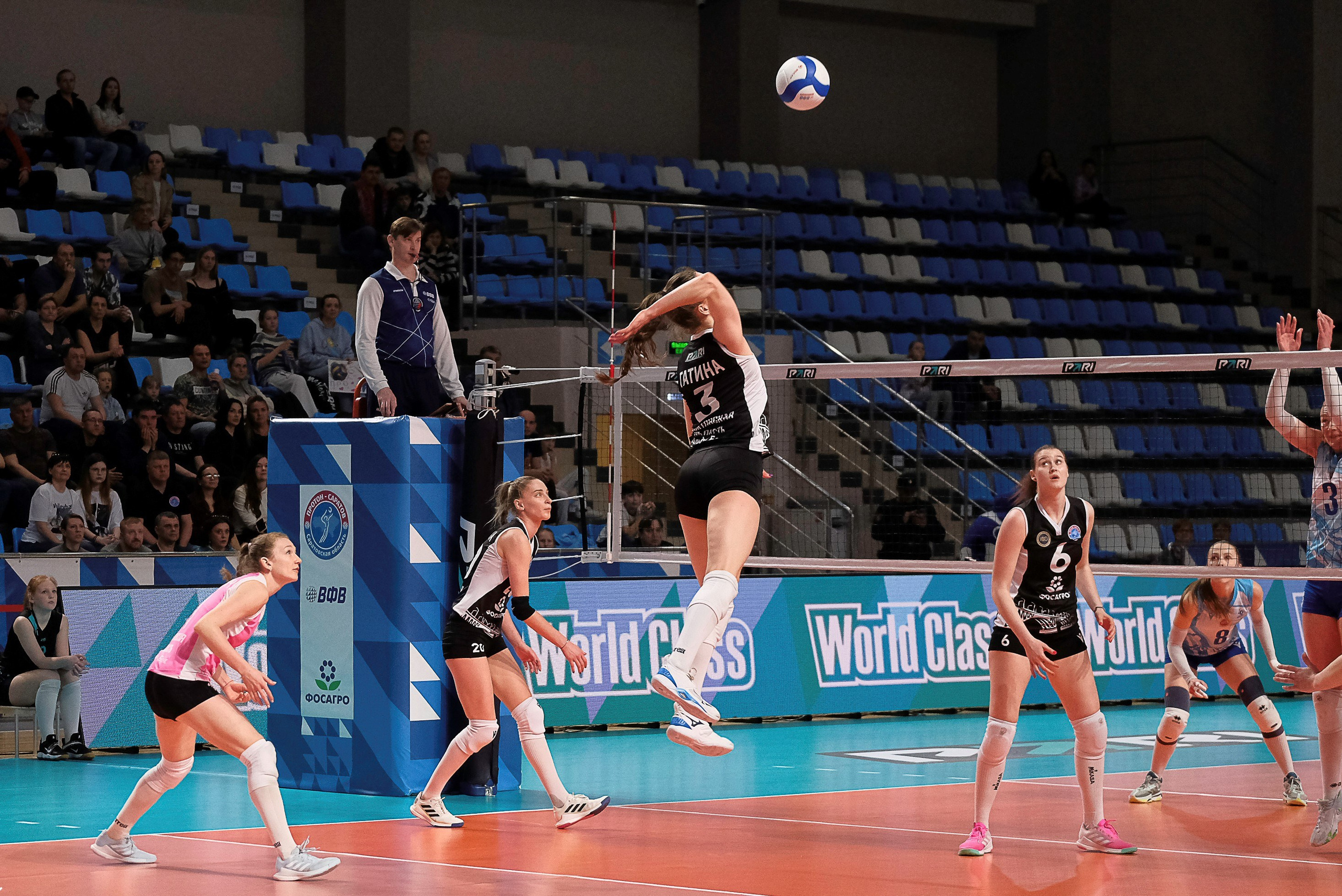 Фото волейбол женская Суперлига. Фотограф Дмитрий Алексеев