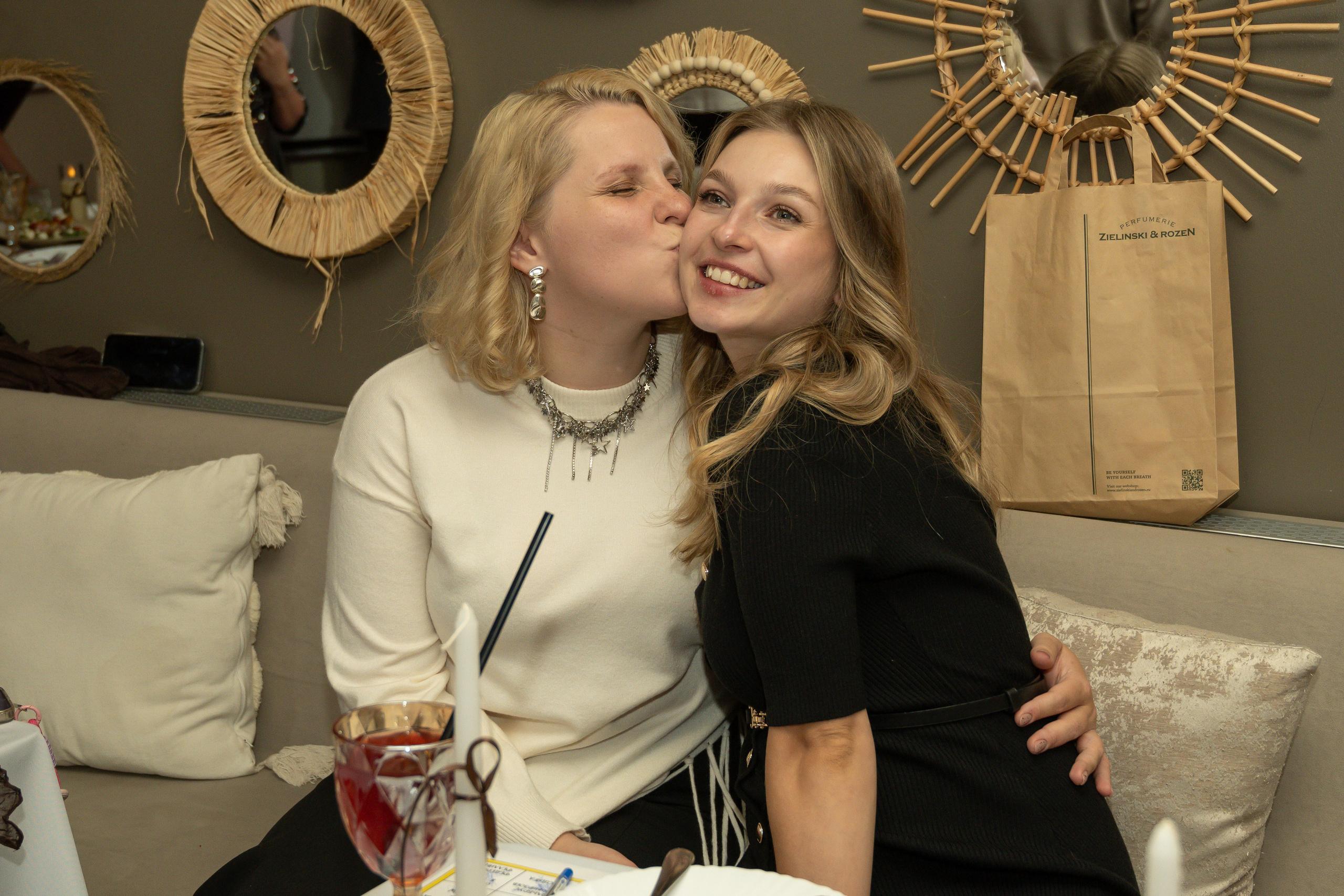 День рождения Екатерины в кругу семьи и друзей. Фотограф и видеограф в Москве Анна Матюхина