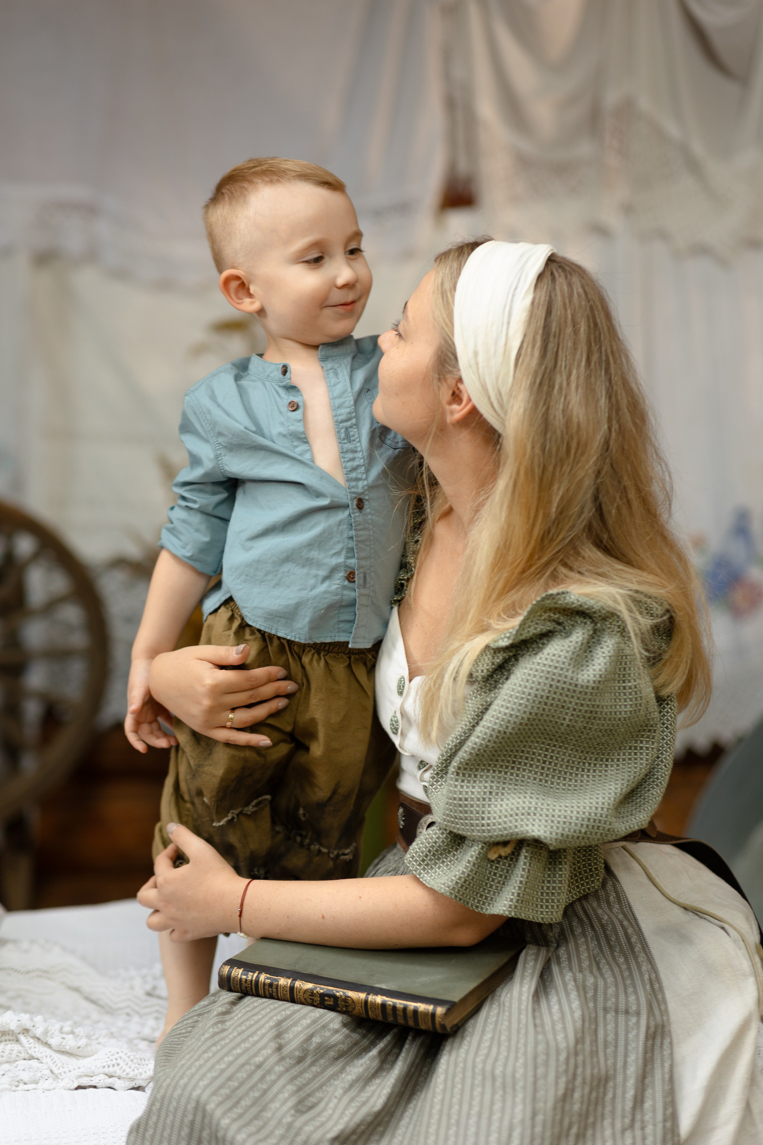 Kirja. Главная