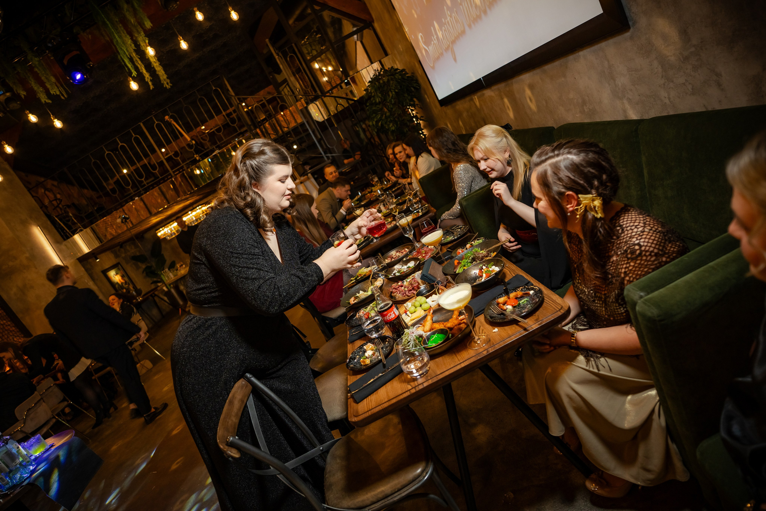 Корпоратив в ресторане Tsinist Декабрь 2025. Фотограф Александр Вишняков