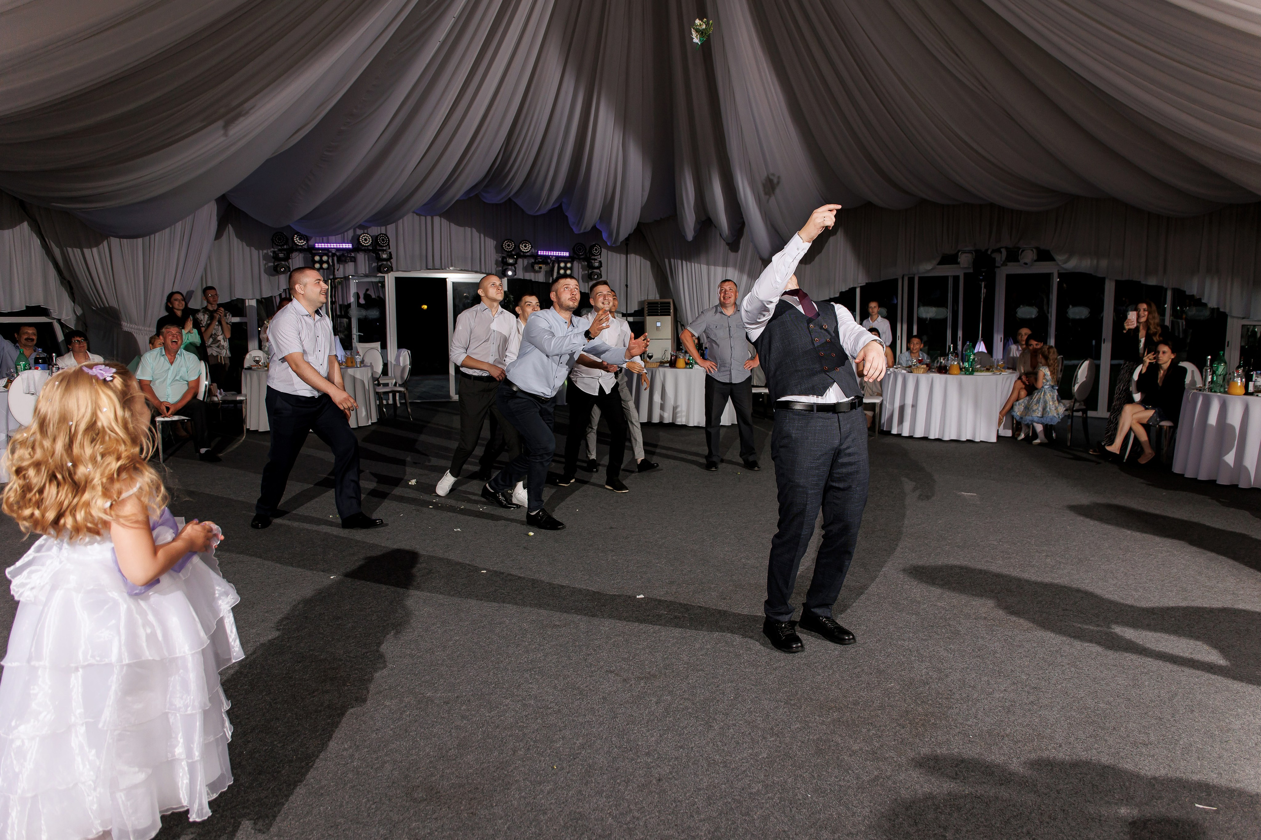 Екатерина и Евгений. Свадебный фотограф в Омске Яна Савина