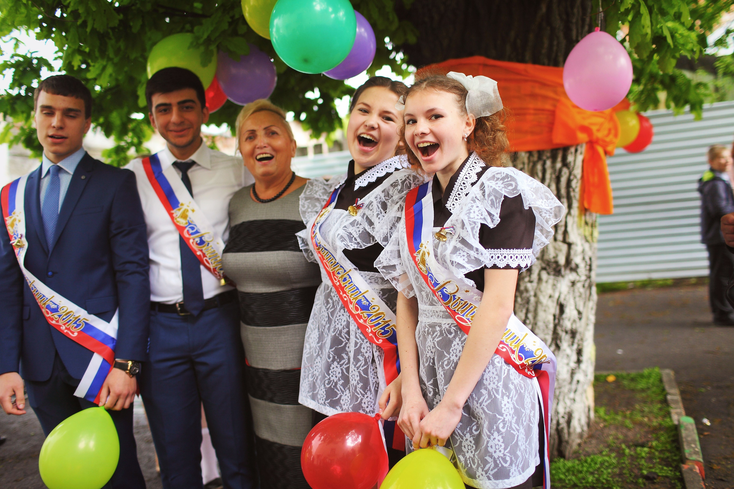 Портфолио фотографа на последний звонок. Свадебный и репортажный фотограф в Ярославле и Санкт-Петербурге Роман Микрюков