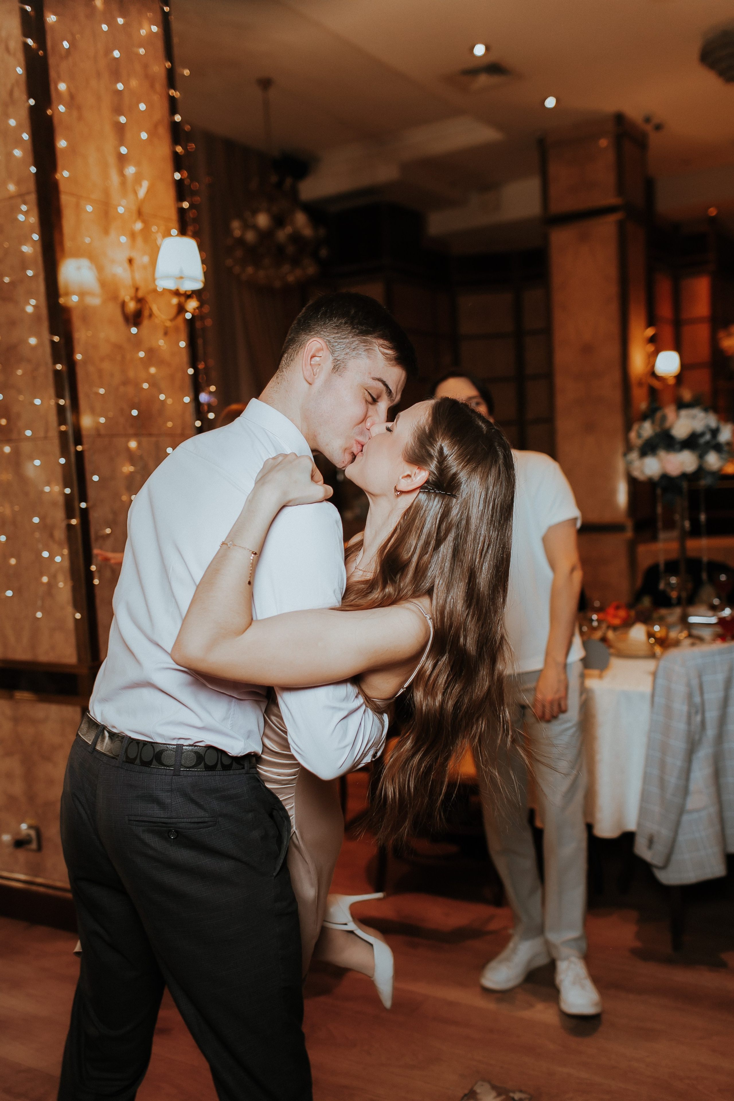 Съемка выездной регистрации в отеле. Свадебный и репортажный фотограф в Ярославле и Санкт-Петербурге Роман Микрюков