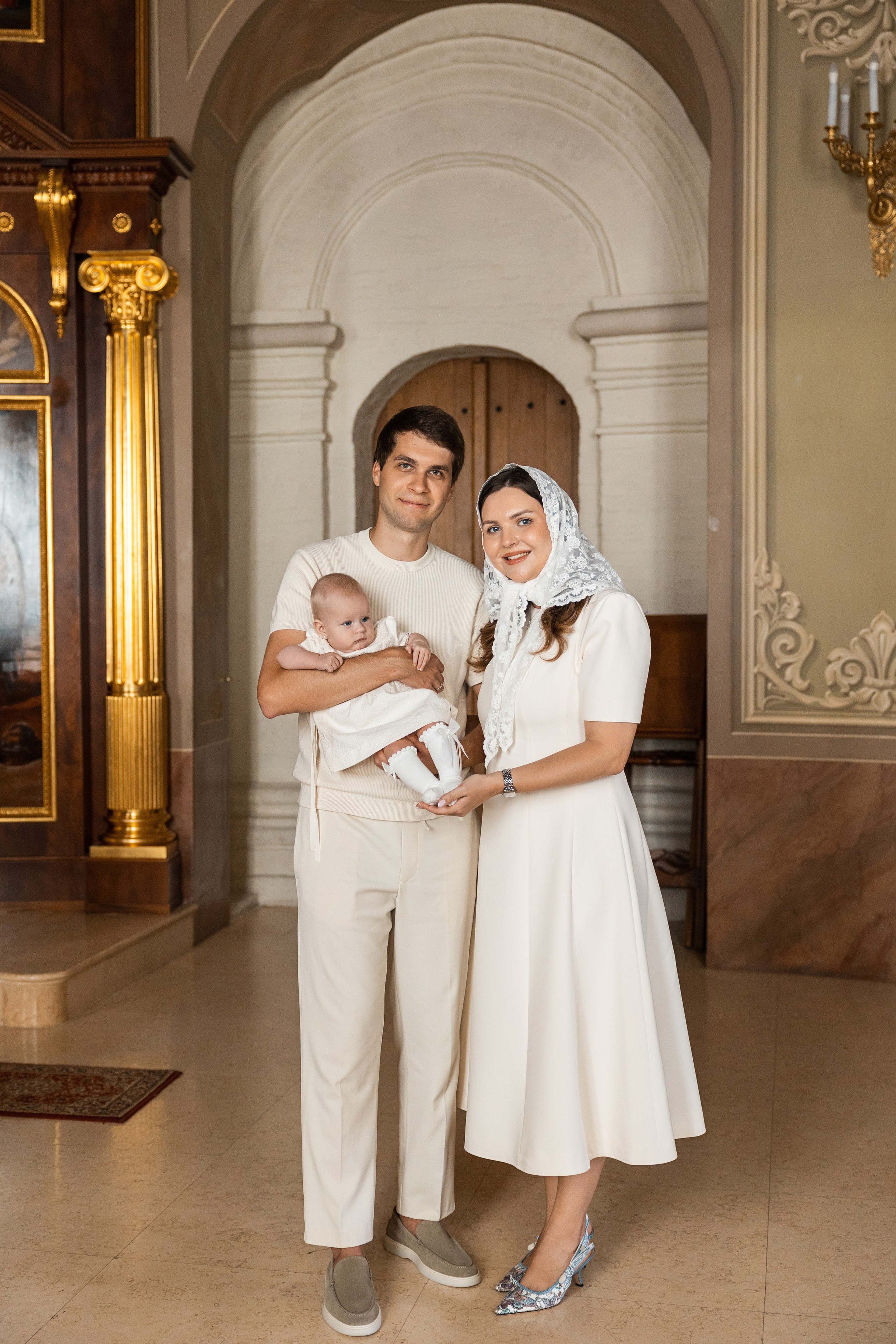 Крещение Агаты. Фотограф Крещение, Выписка москва