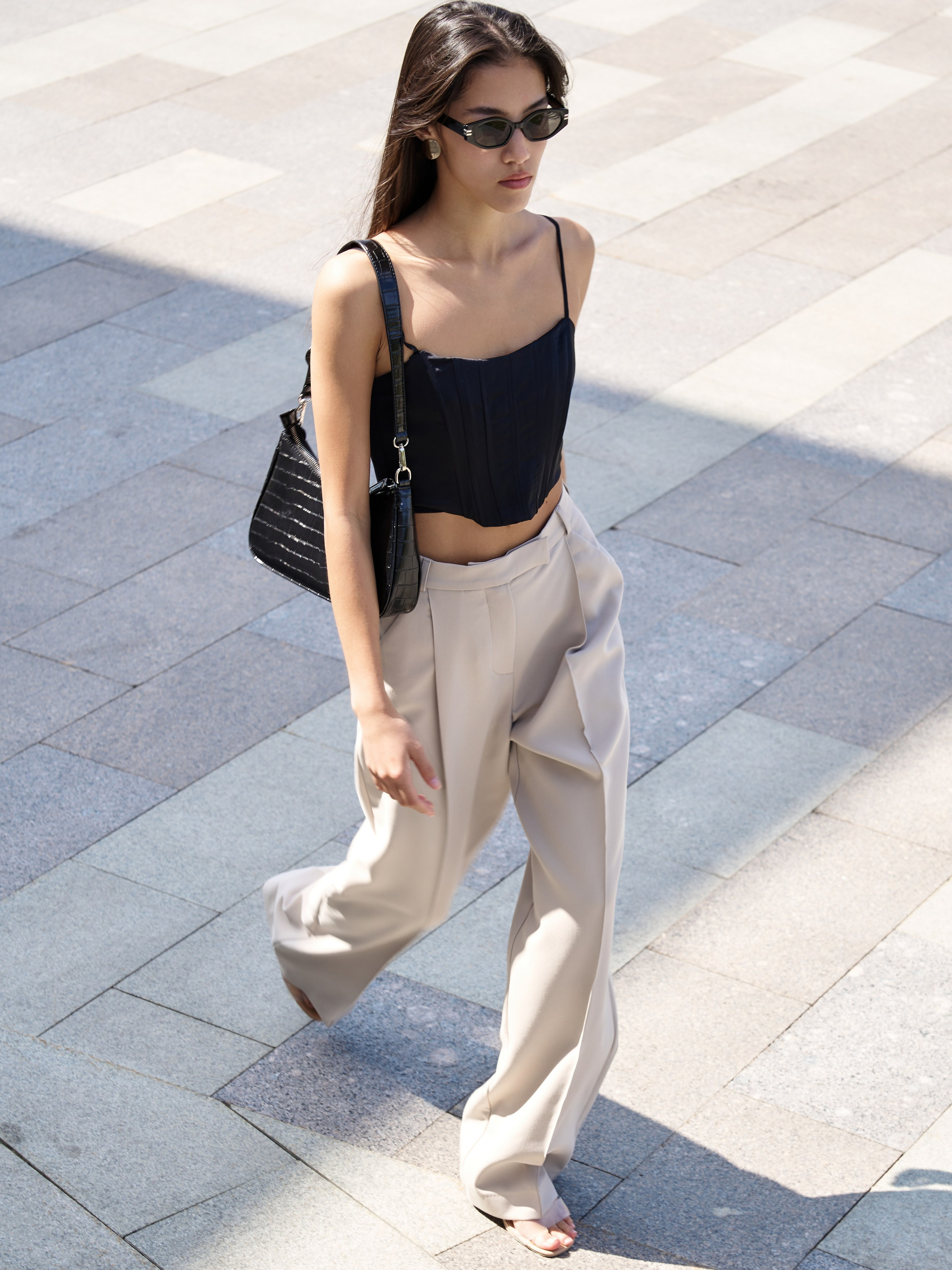 Street. 595 Production