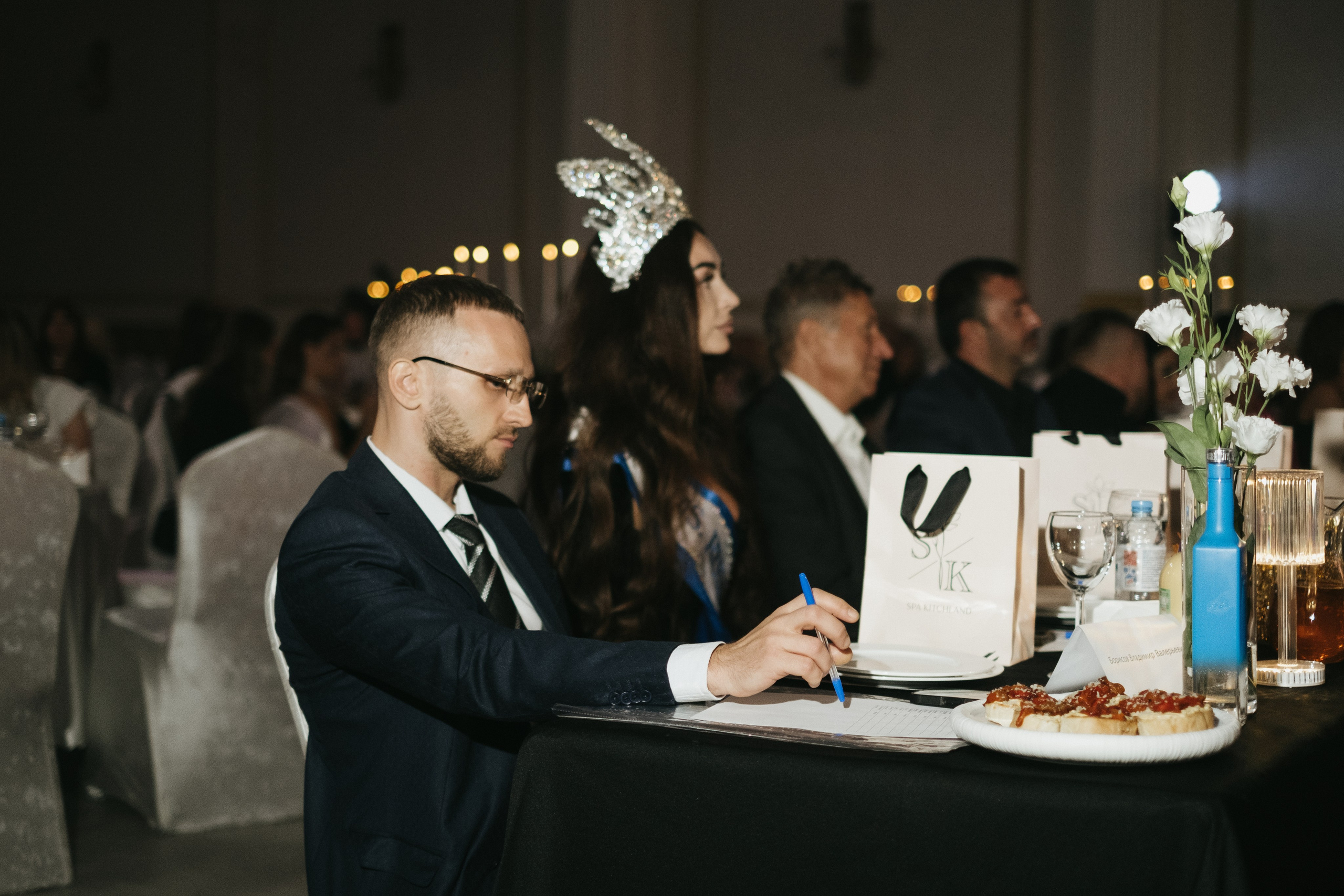 Мисс и Миссис Россия Земли Краснодар 2025 программа. Свадебный и репортажной фотограф Денис Ожигин в Краснодаре и Краснодарском крае