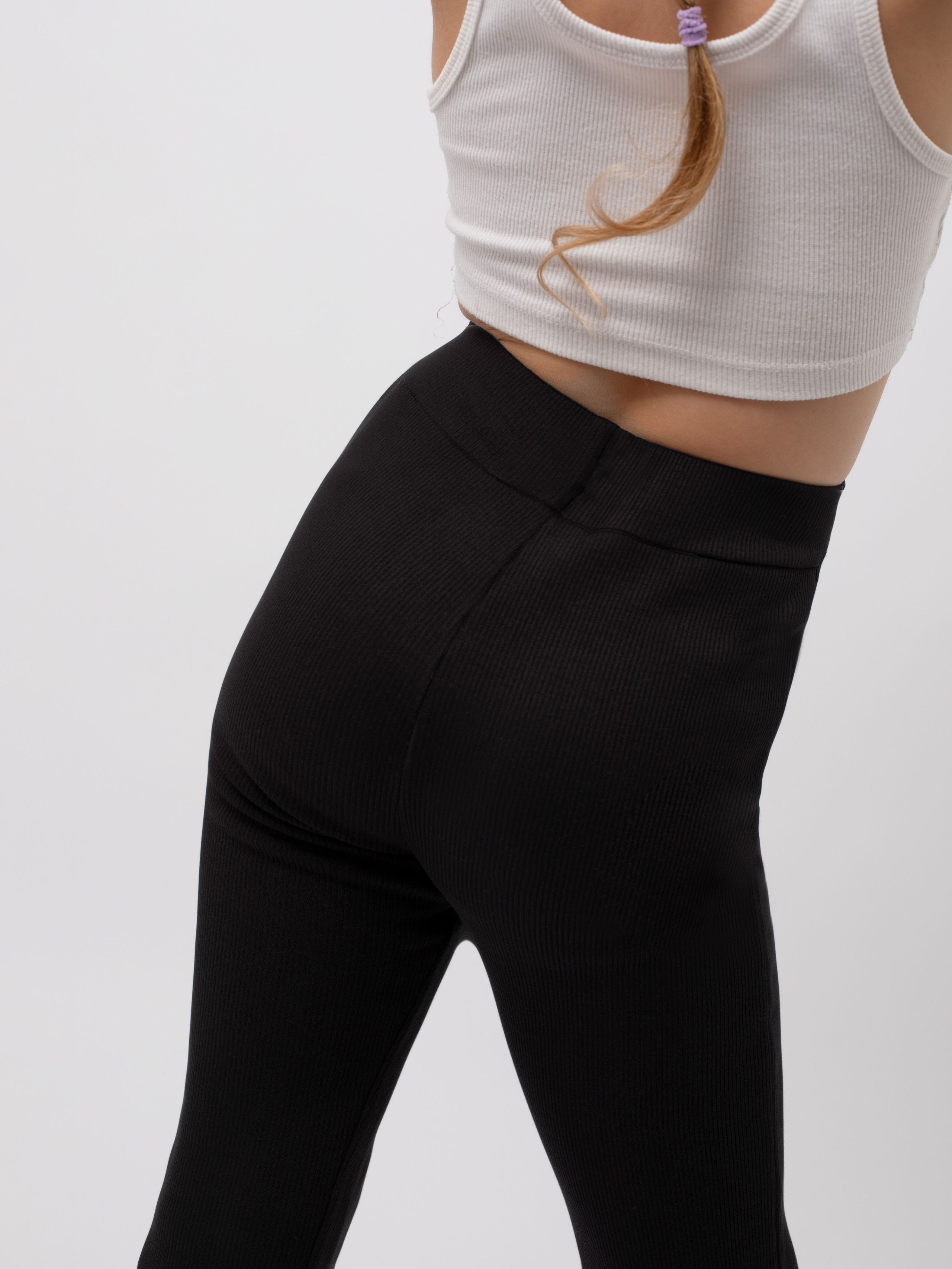 Утепленные лосины. Фотостудия предметной и модельной съёмки для маркетплейсов