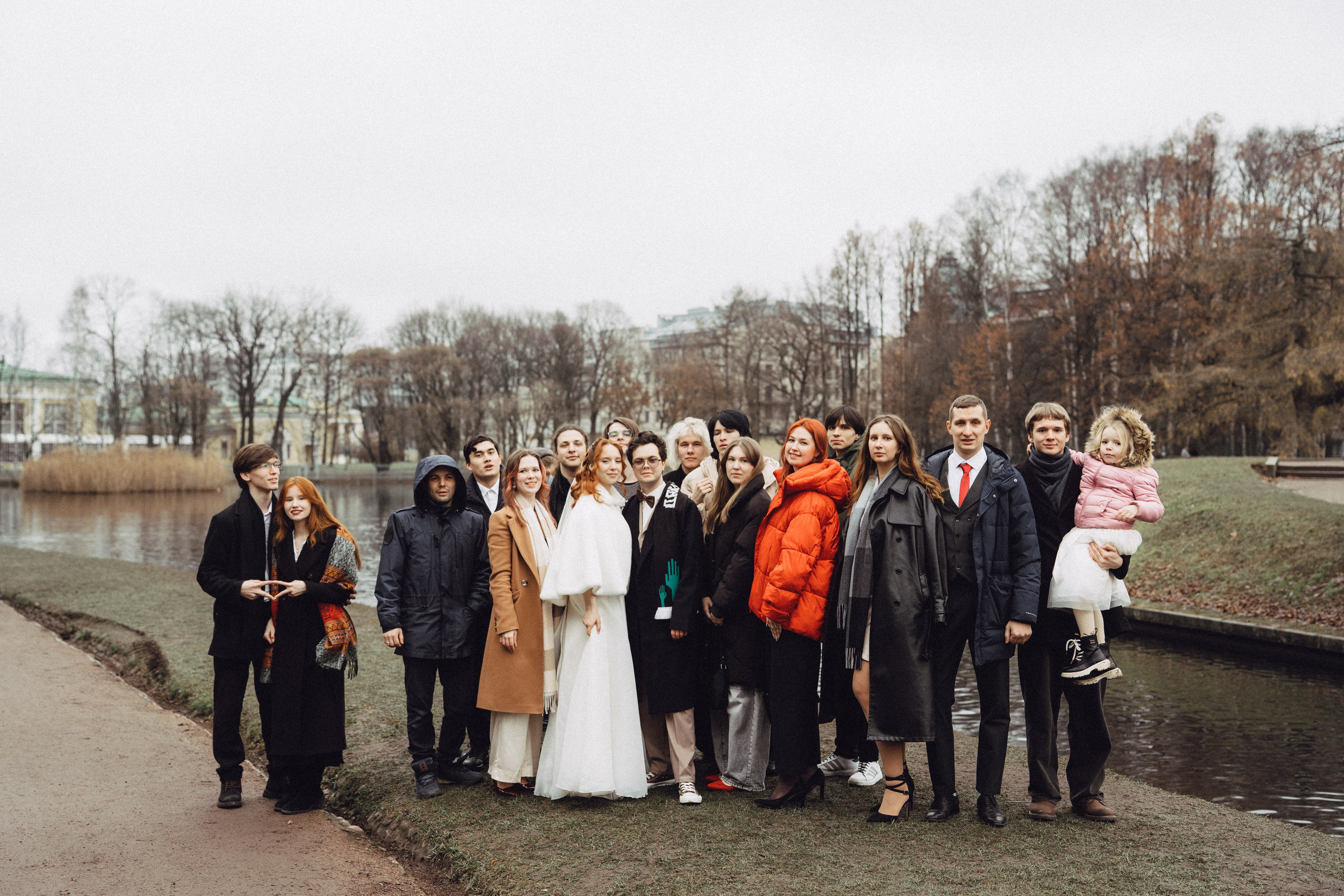 СВАДЕБНАЯ СЬЕМКА ВО ВТОРОМ ДВОРЦЕ С ГОСТЯМИ И ПРОГУЛКА В ТАВРИЧЕСКОМ САДУ. Профессиональный фотограф, Санкт-Петербург — Виктория Богомолова