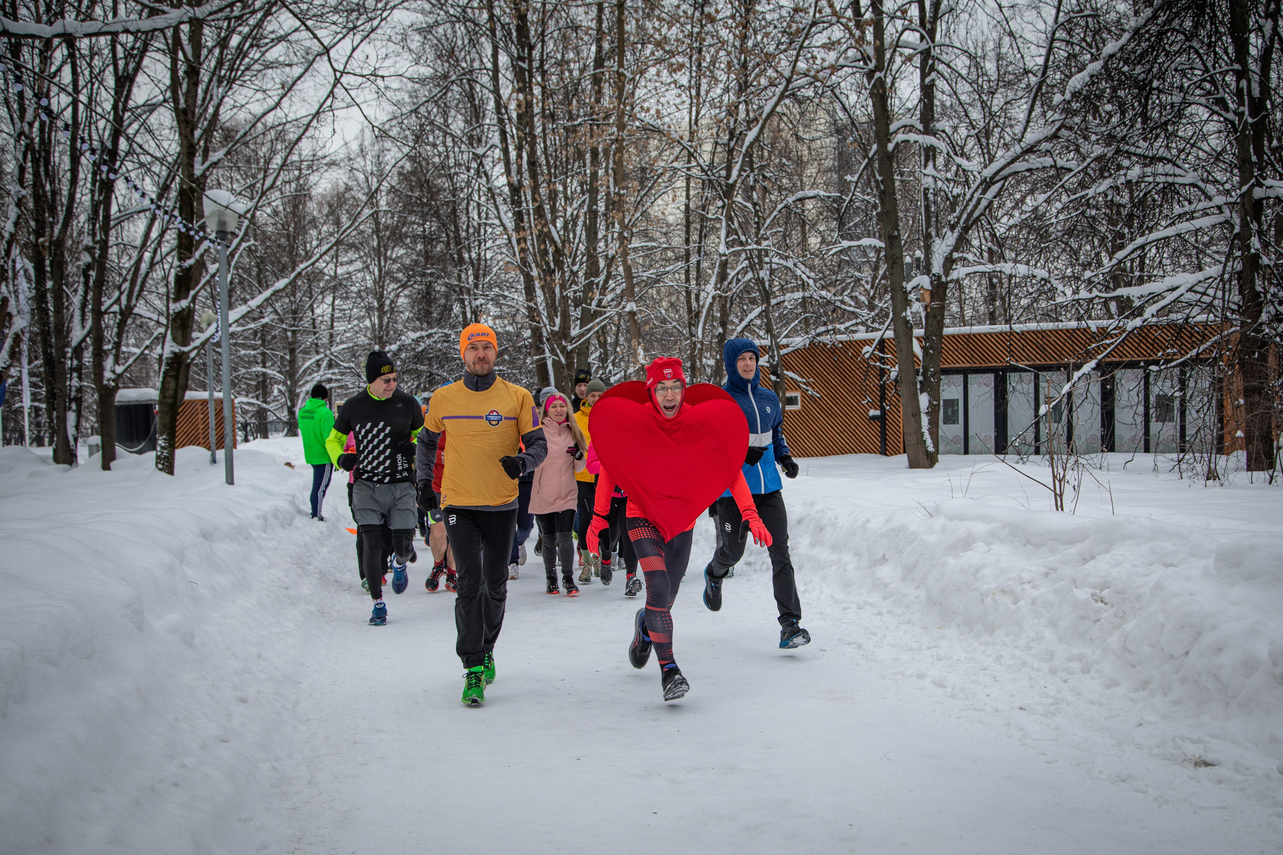 5 вёрст в Тушино, День влюбленных, 91 забег, 17 февраля 2024 г. Фотограф Сергей Ловкий