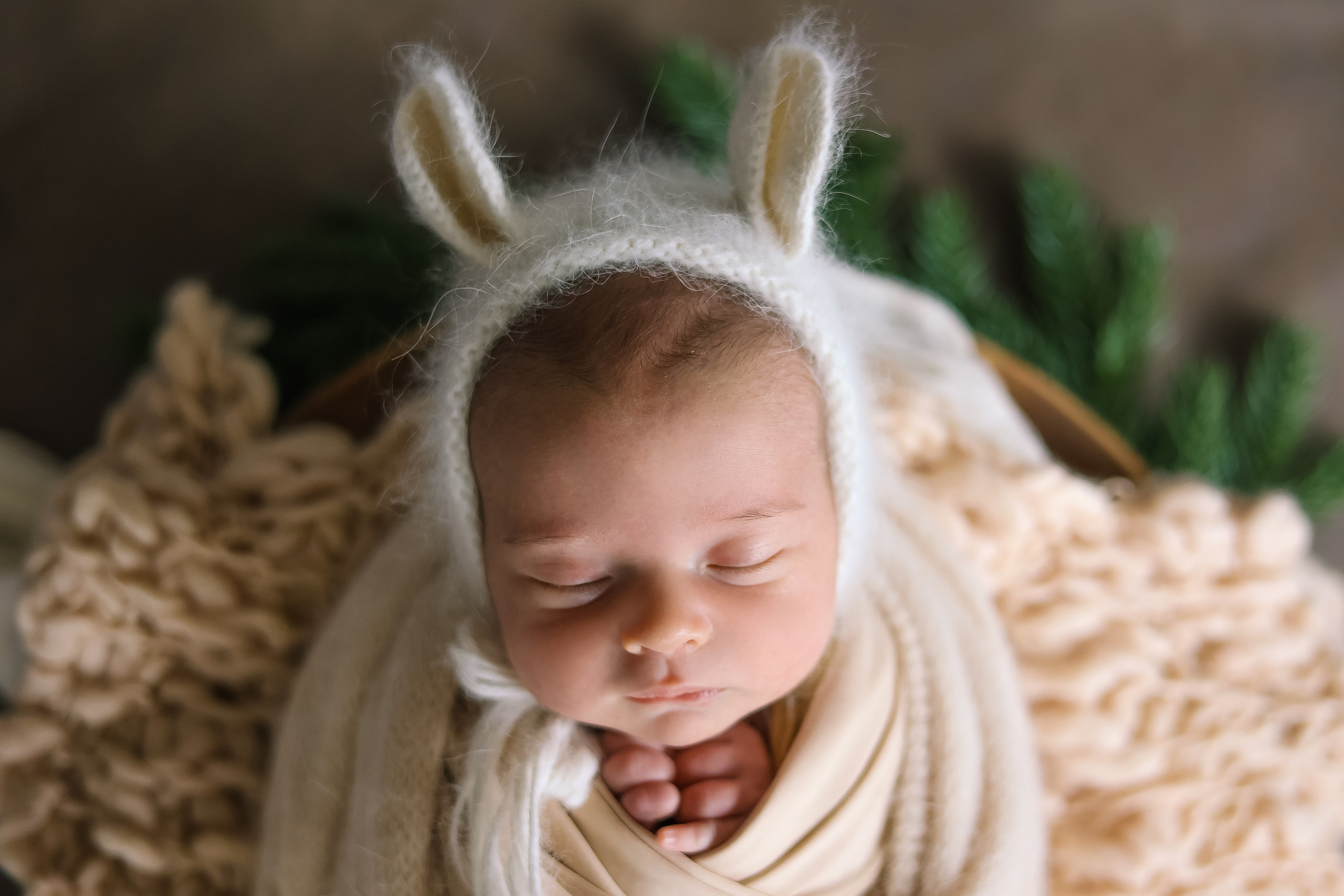 Съемка в стиле ньюБорн в роддоме. Фотосъемка выписки из роддома в Москве, заказать фотографа на выписку ньюборн съемка в роддоме newborn фотограф в Юдино