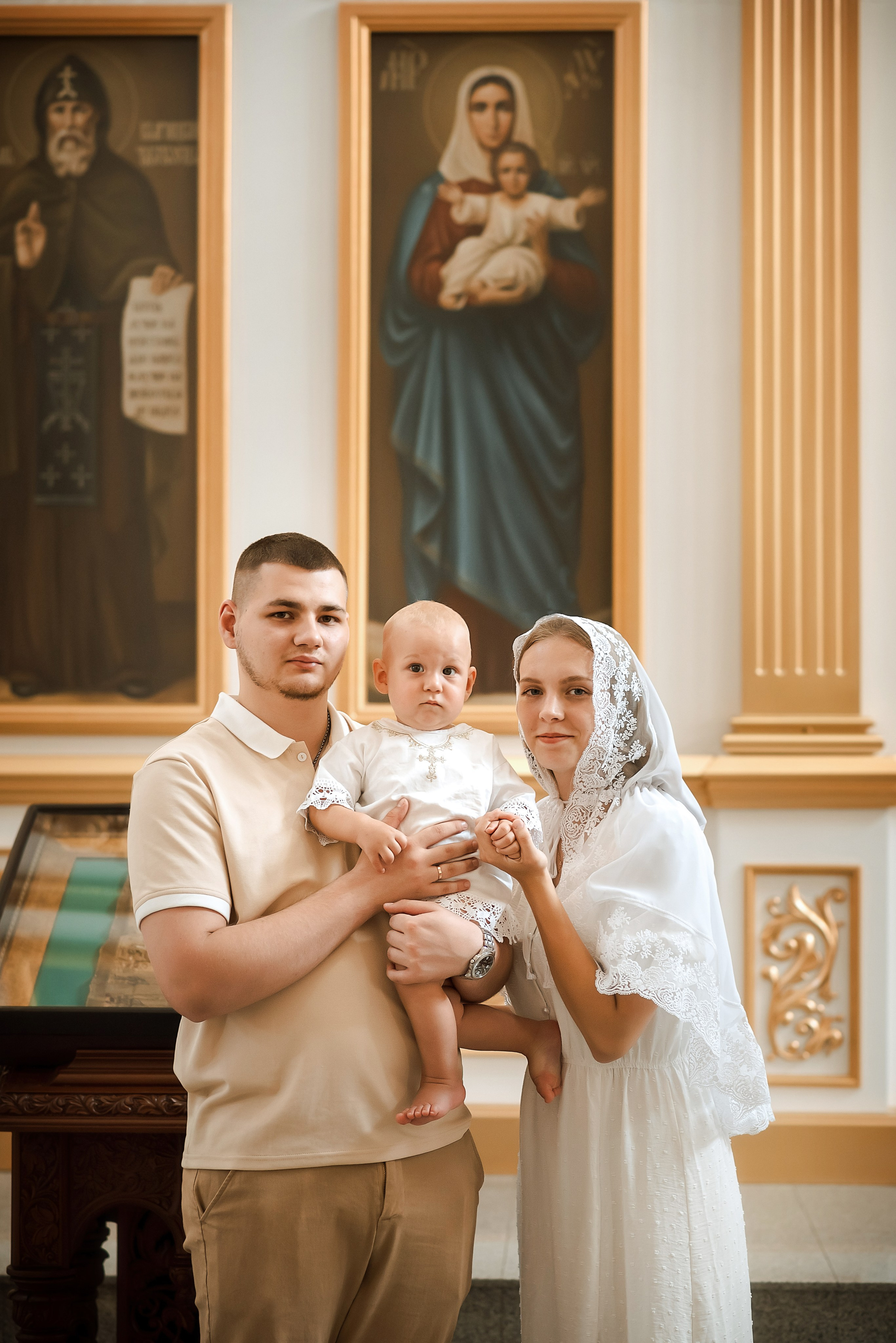 Крещение Дмитрияв Храме Иоанна Крондштатского. Семейный фотограф в Ростове-на-Дону Татьяна Литвинова